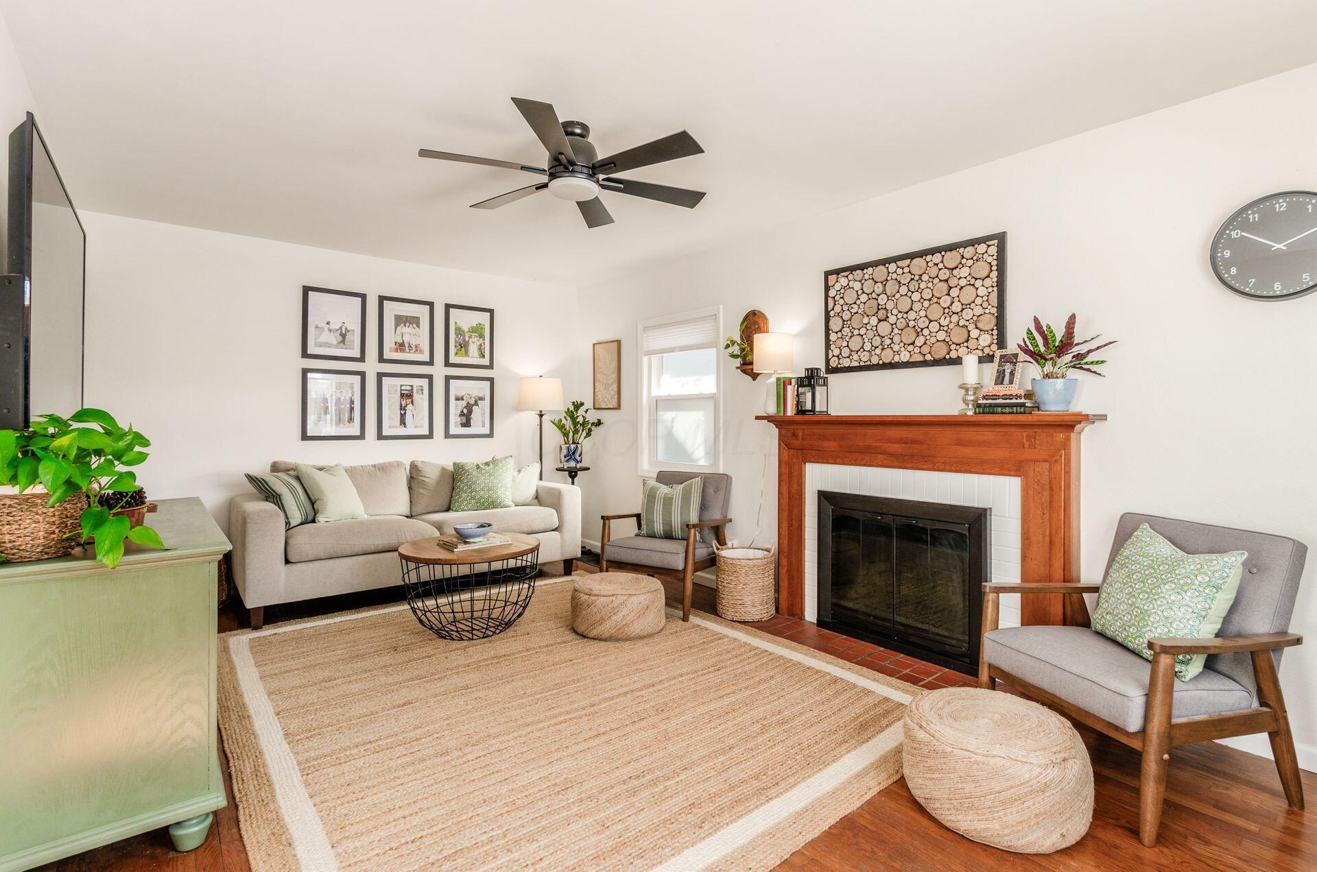 280 E Royal Forest Boulevard