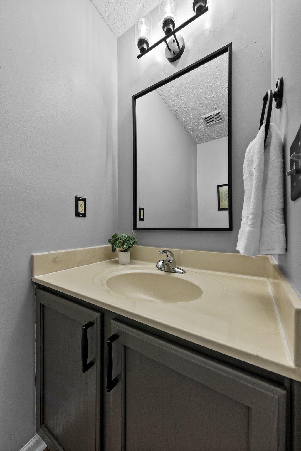 5823 Clover Groff Drive