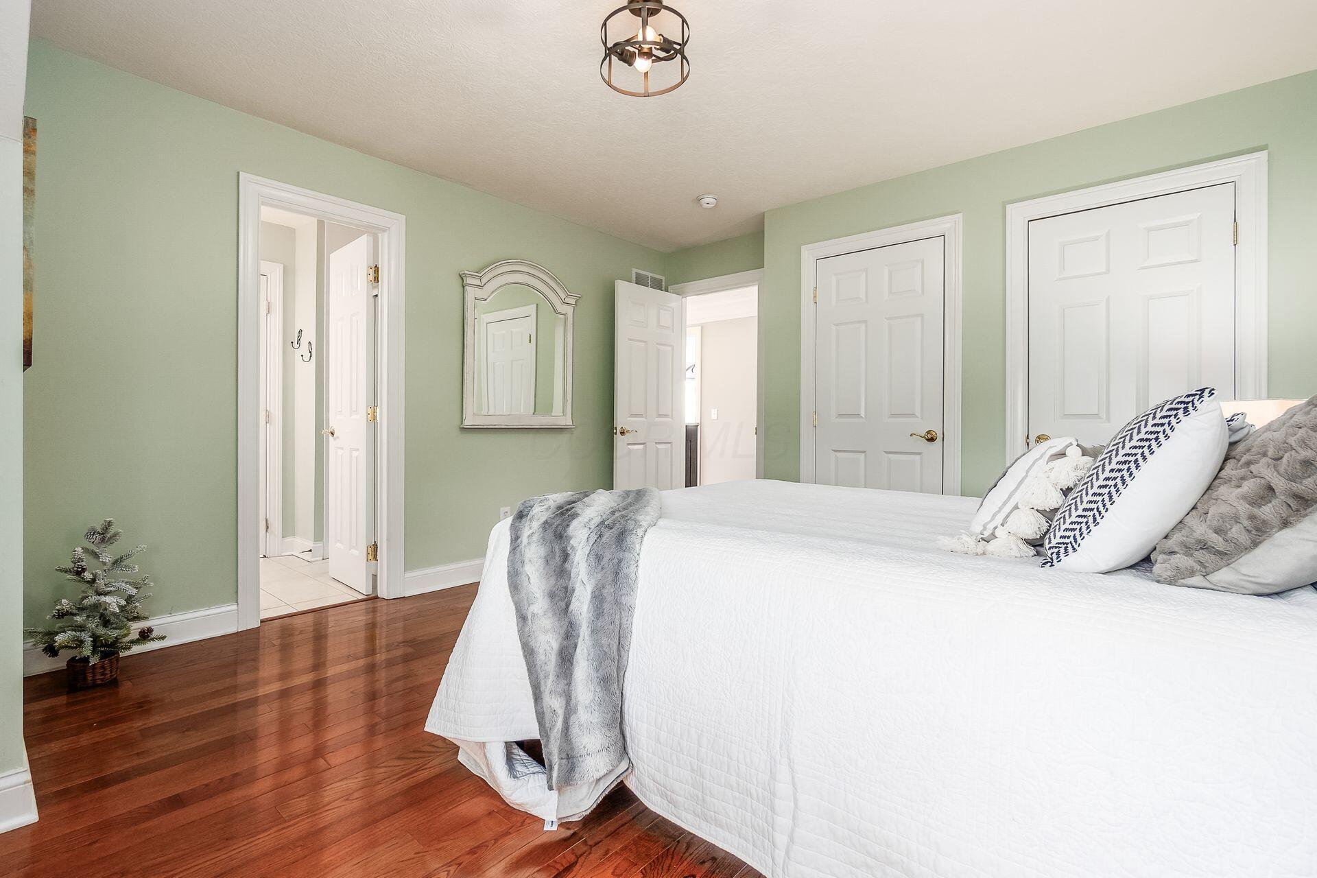 6465 Greenstone Loop