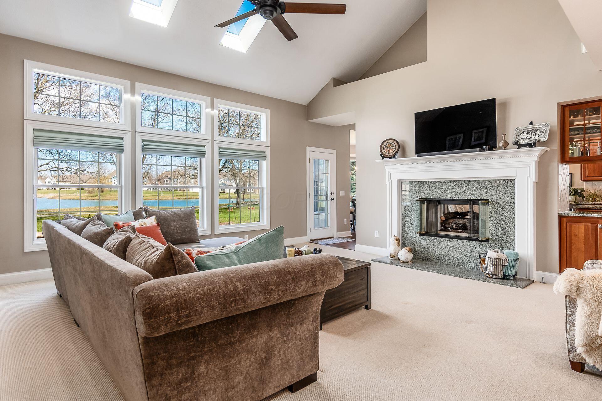 6465 Greenstone Loop