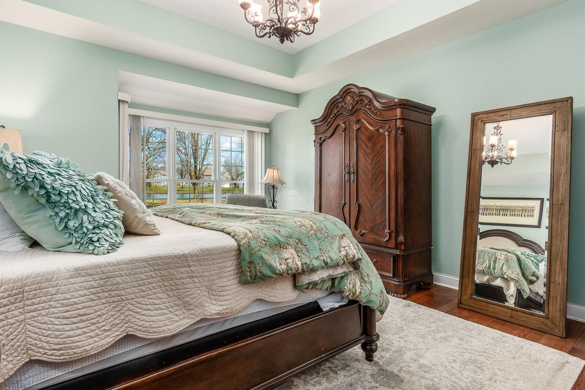 6465 Greenstone Loop