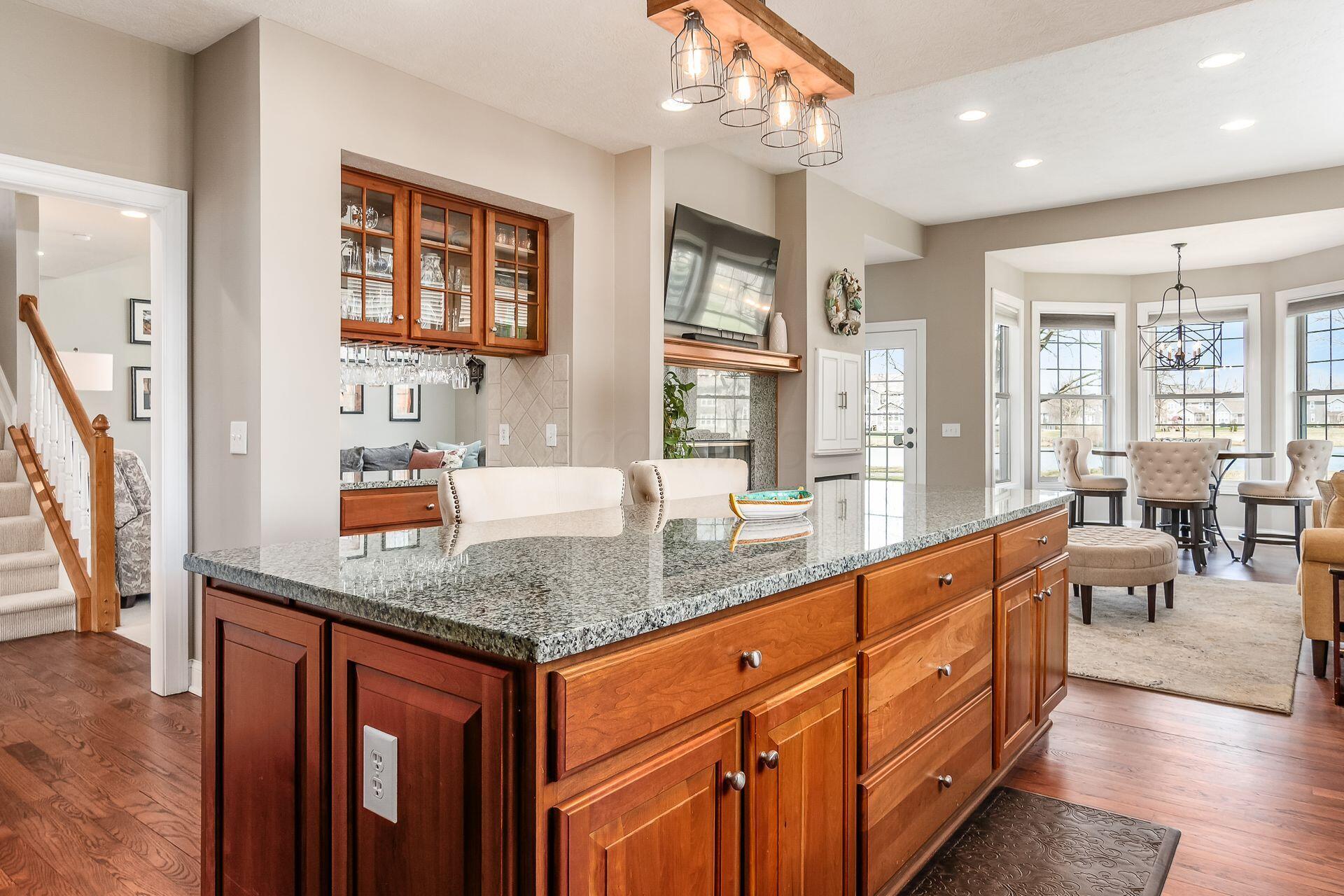 6465 Greenstone Loop