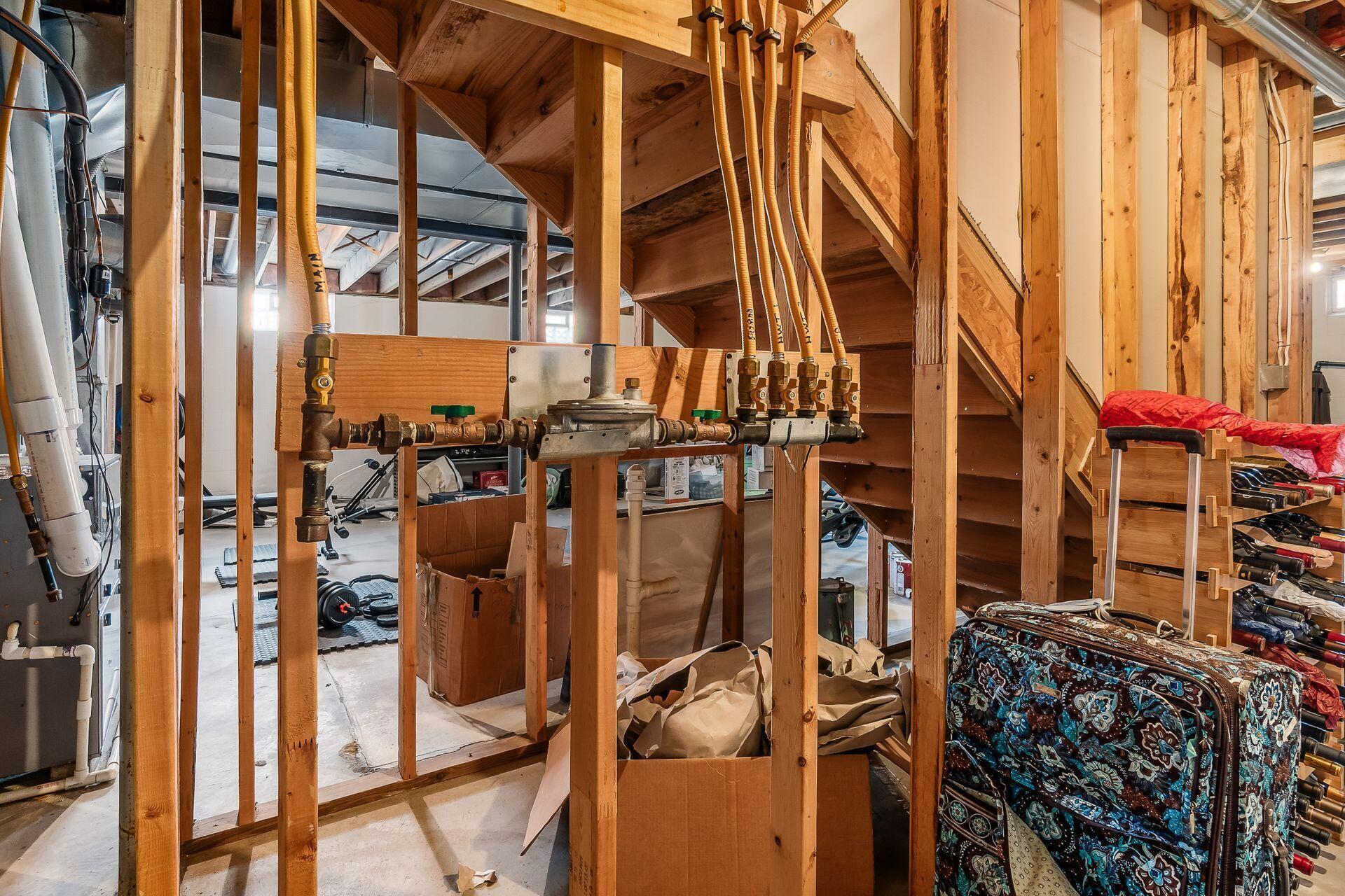 6465 Greenstone Loop