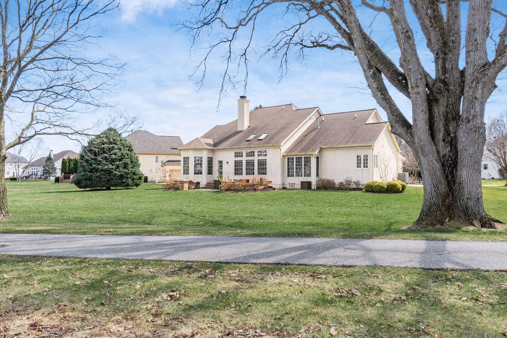 6465 Greenstone Loop