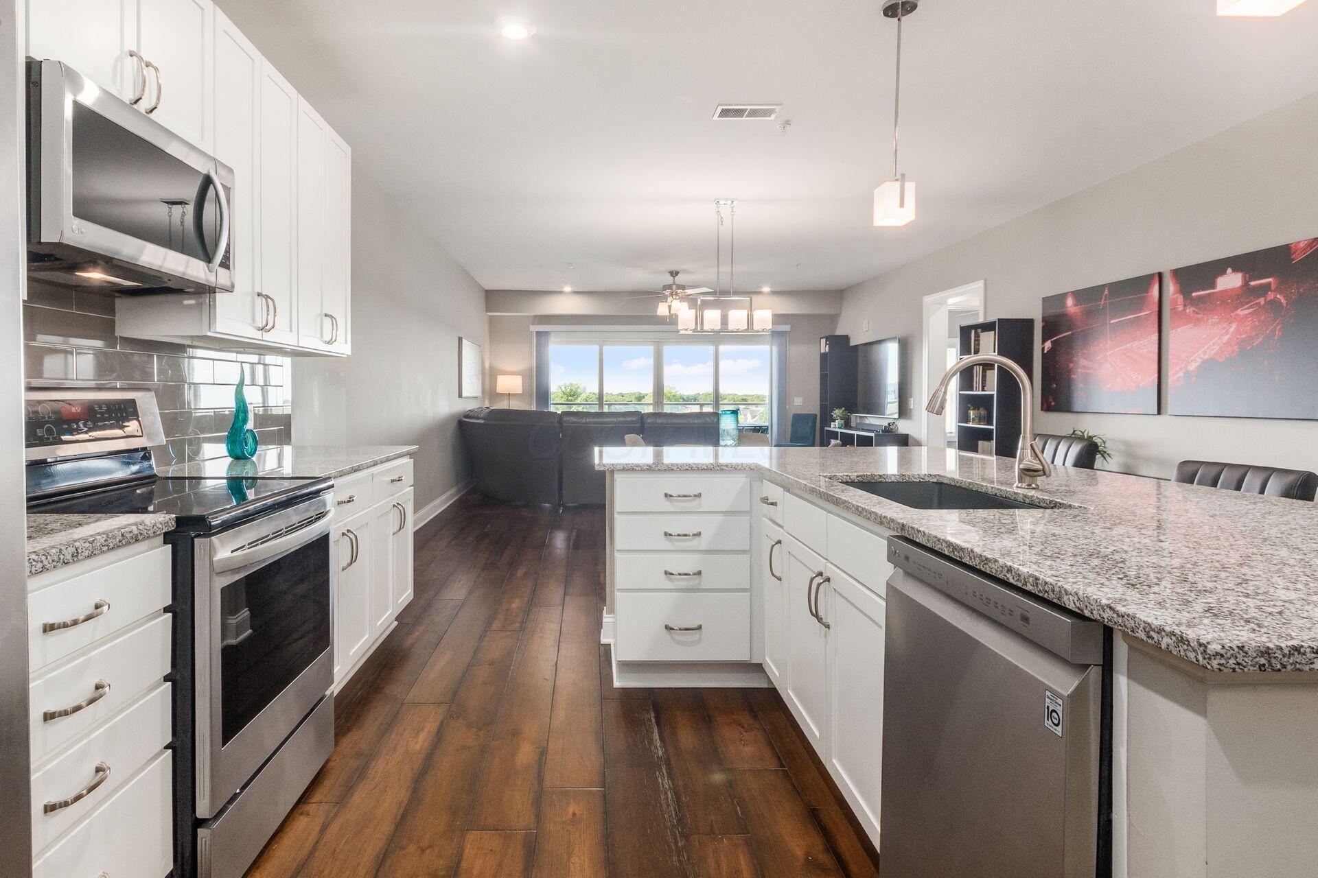 5339 Highpointe Lakes Drive, 403