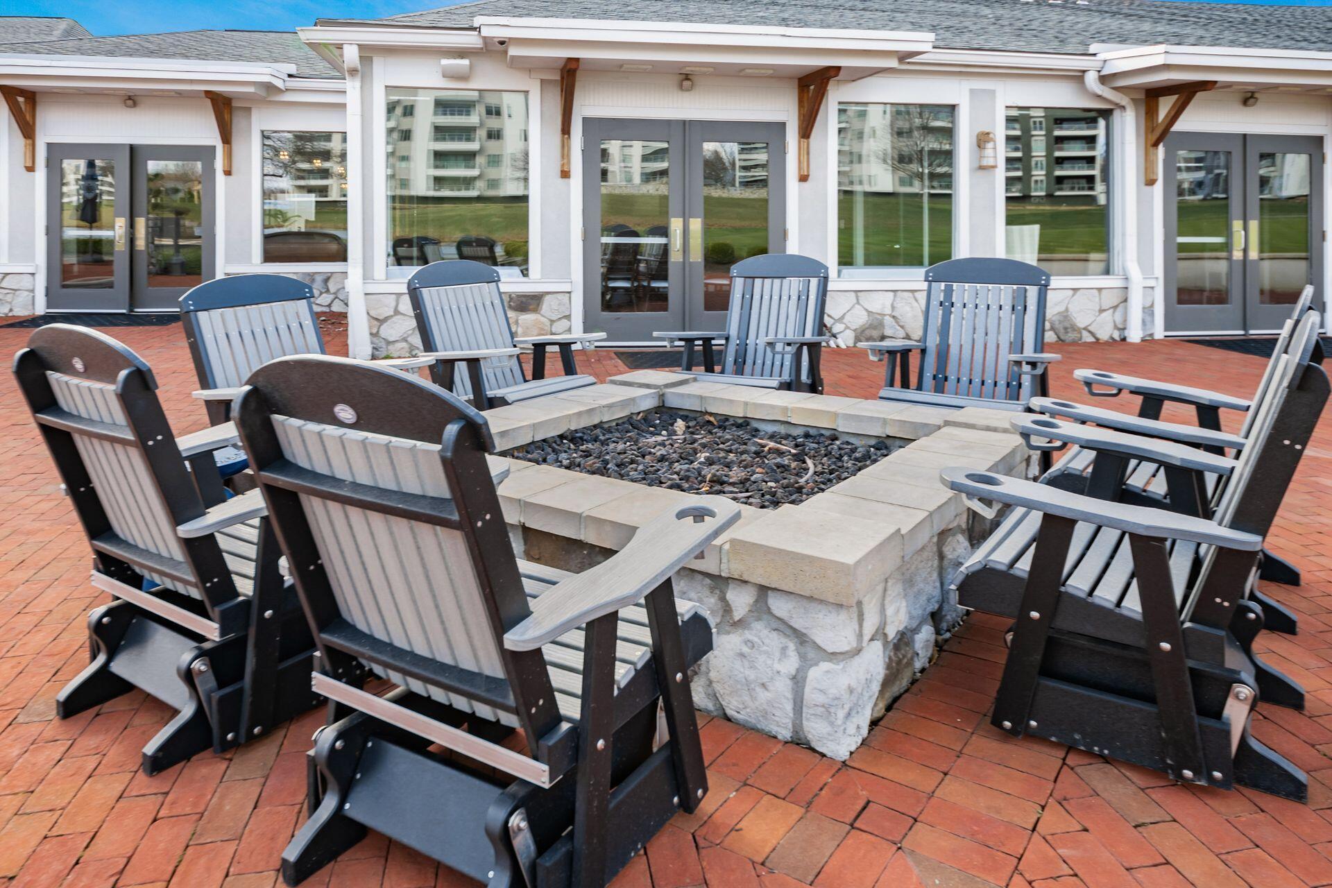5339 Highpointe Lakes Drive, 403