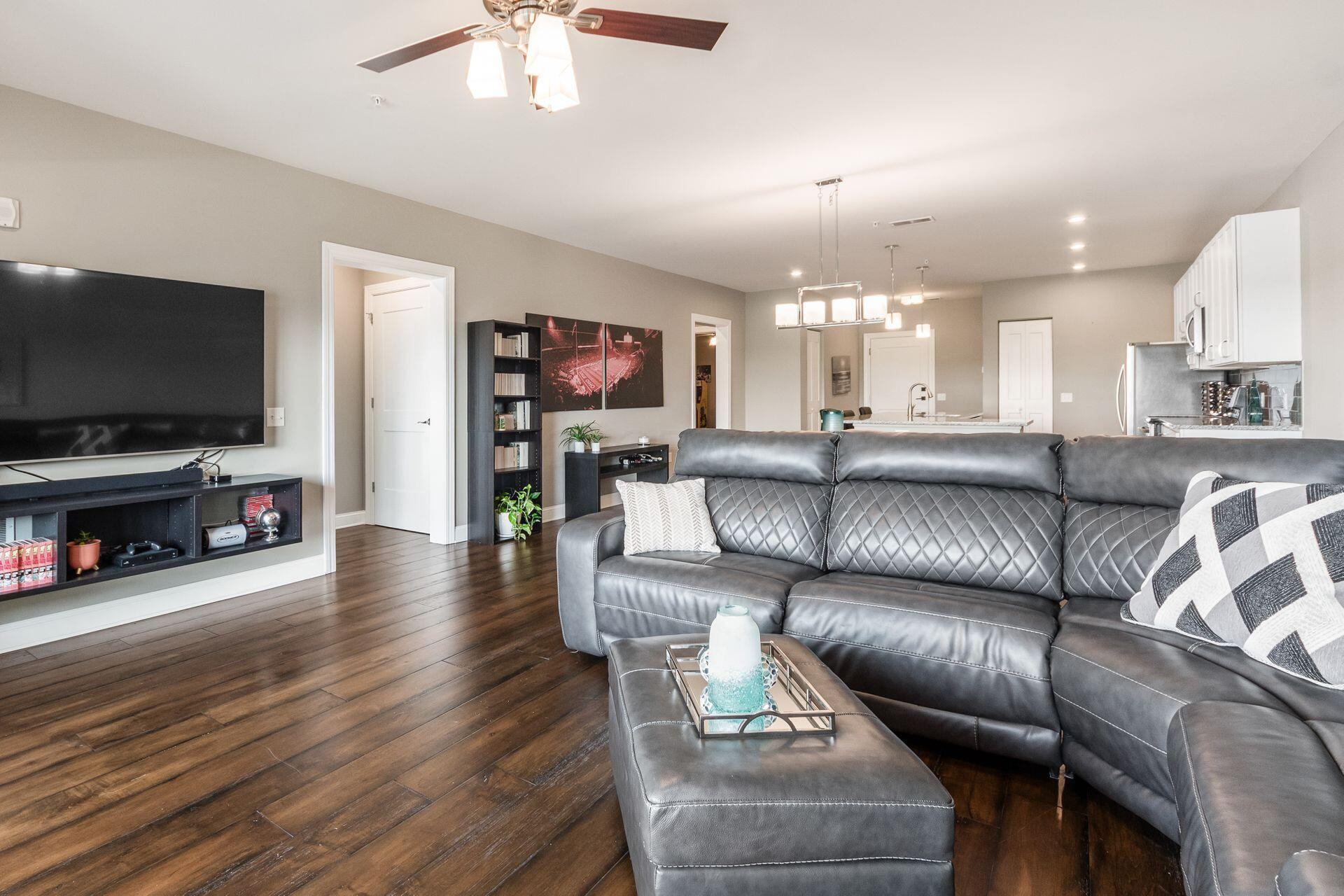 5339 Highpointe Lakes Drive, 403