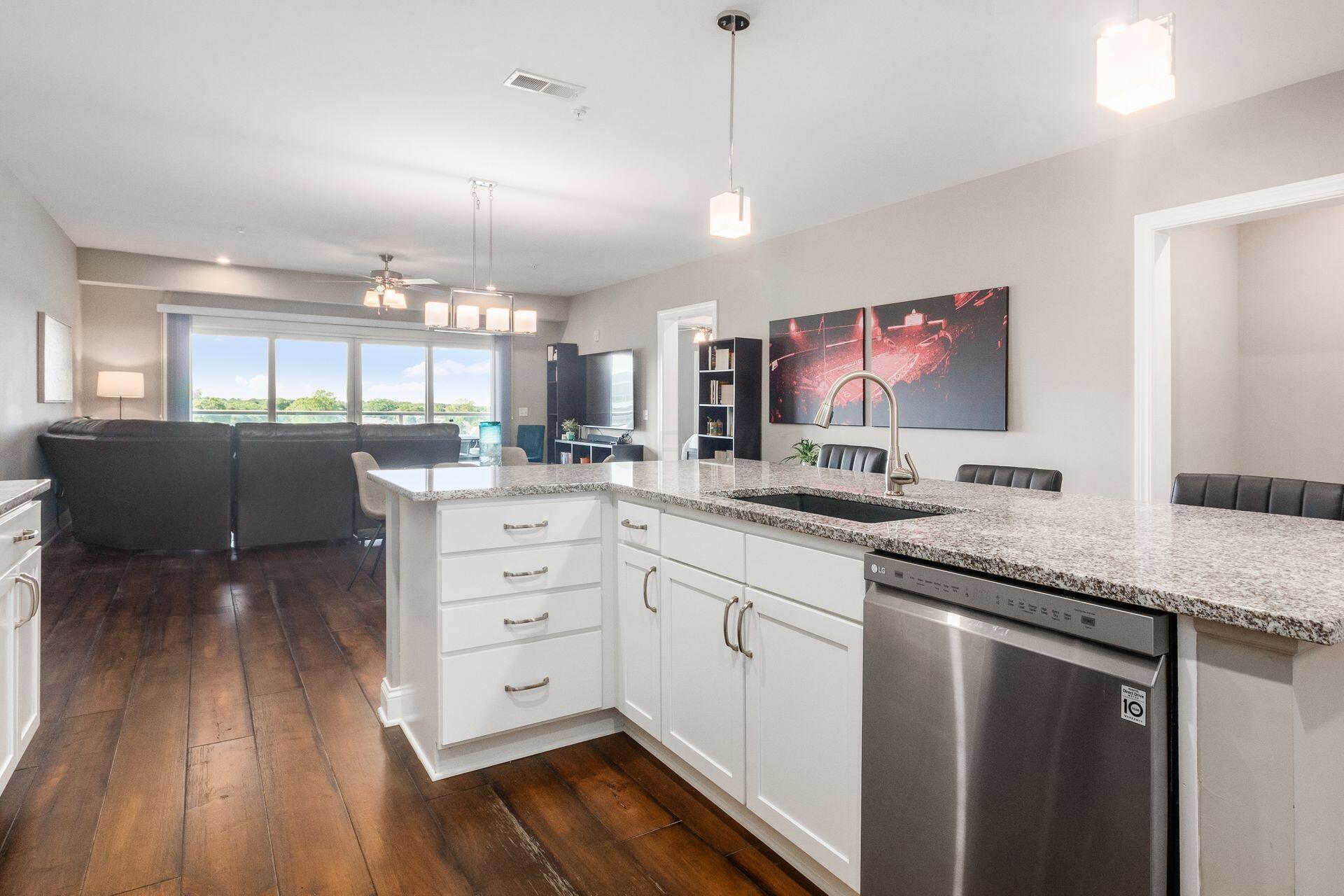 5339 Highpointe Lakes Drive, 403