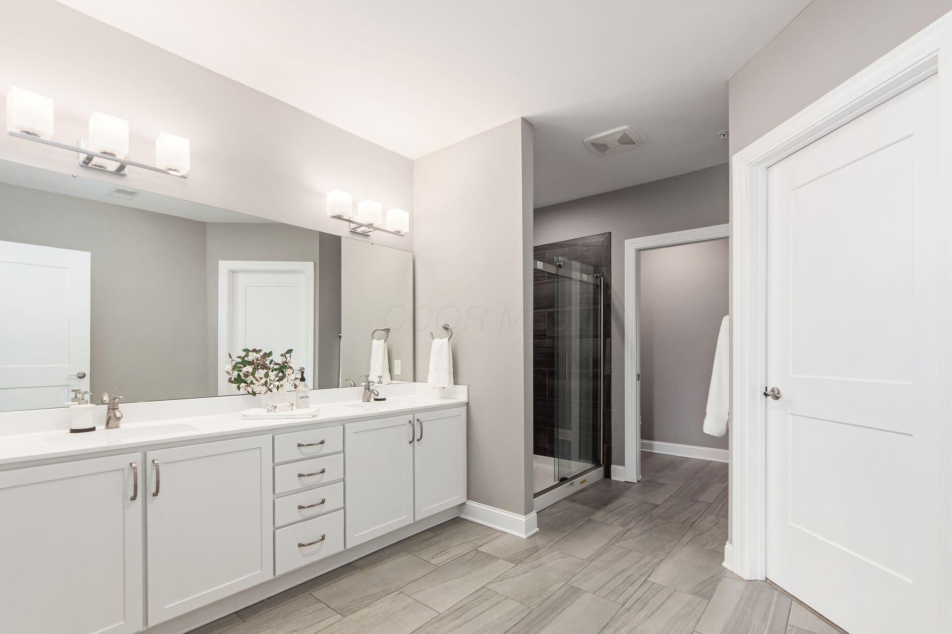 5339 Highpointe Lakes Drive, 403