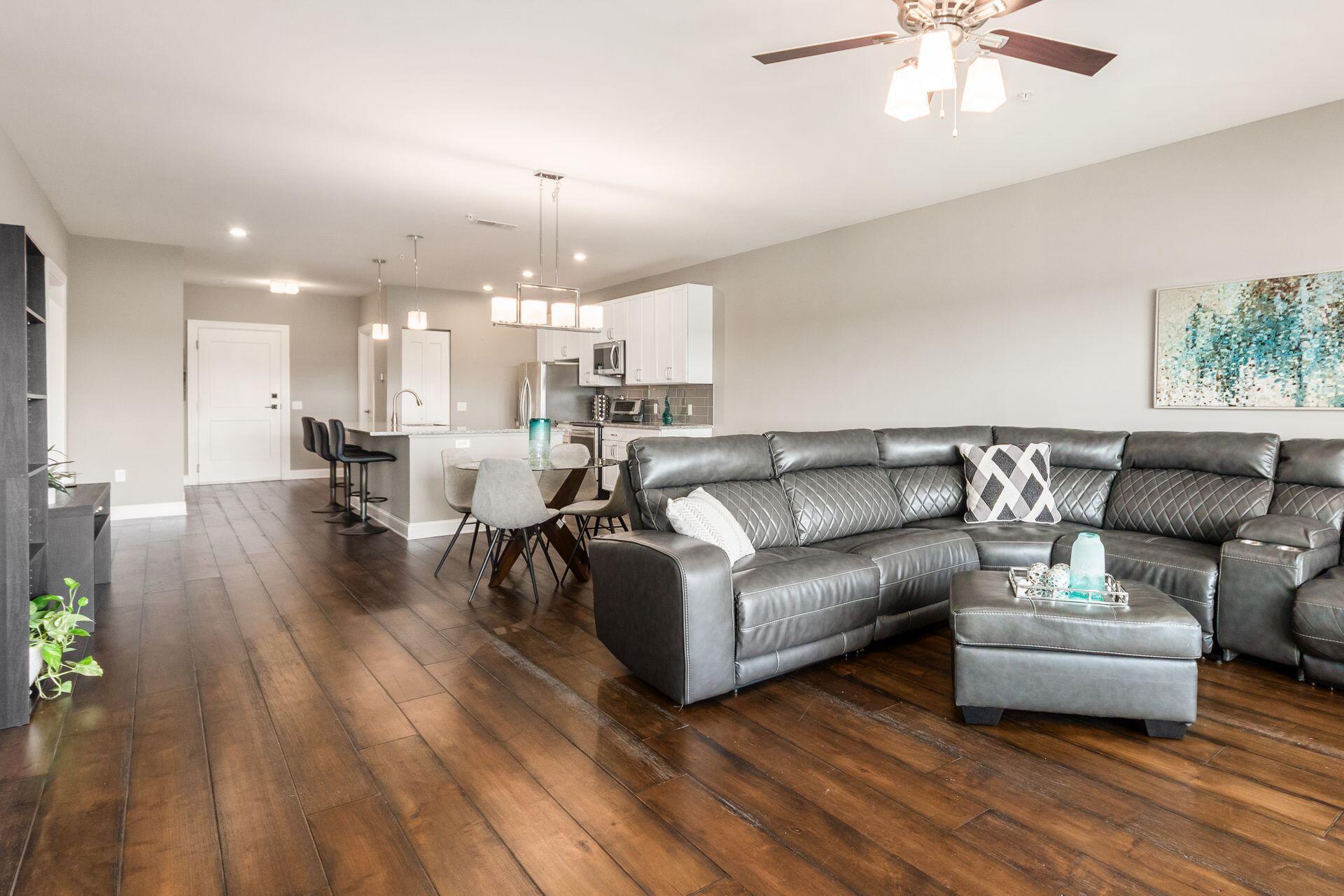 5339 Highpointe Lakes Drive, 403