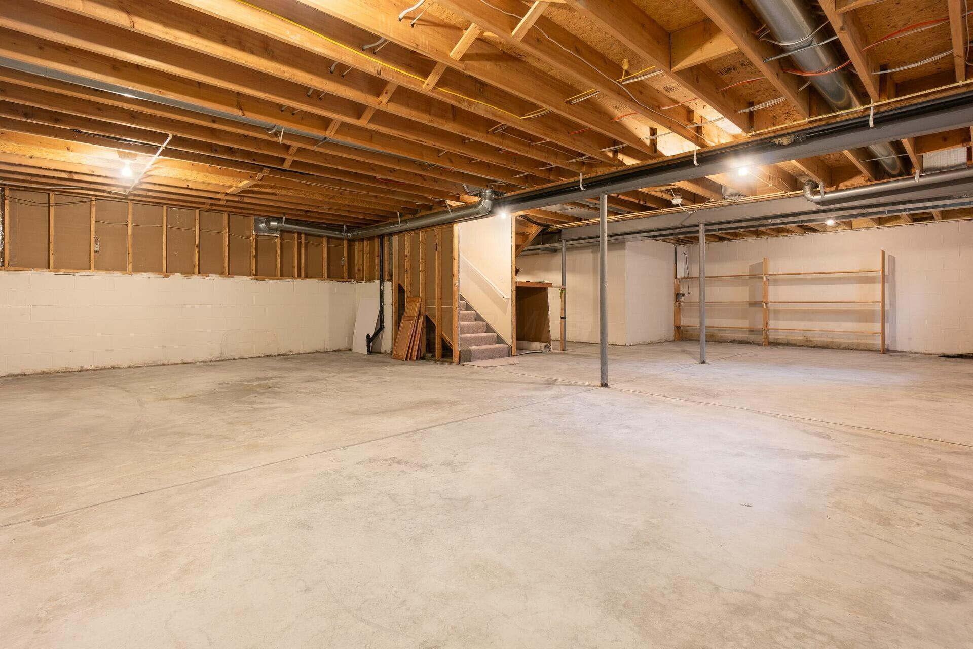 8030 Lazelle Woods Drive