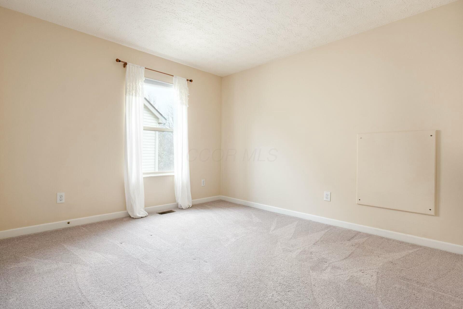 8030 Lazelle Woods Drive