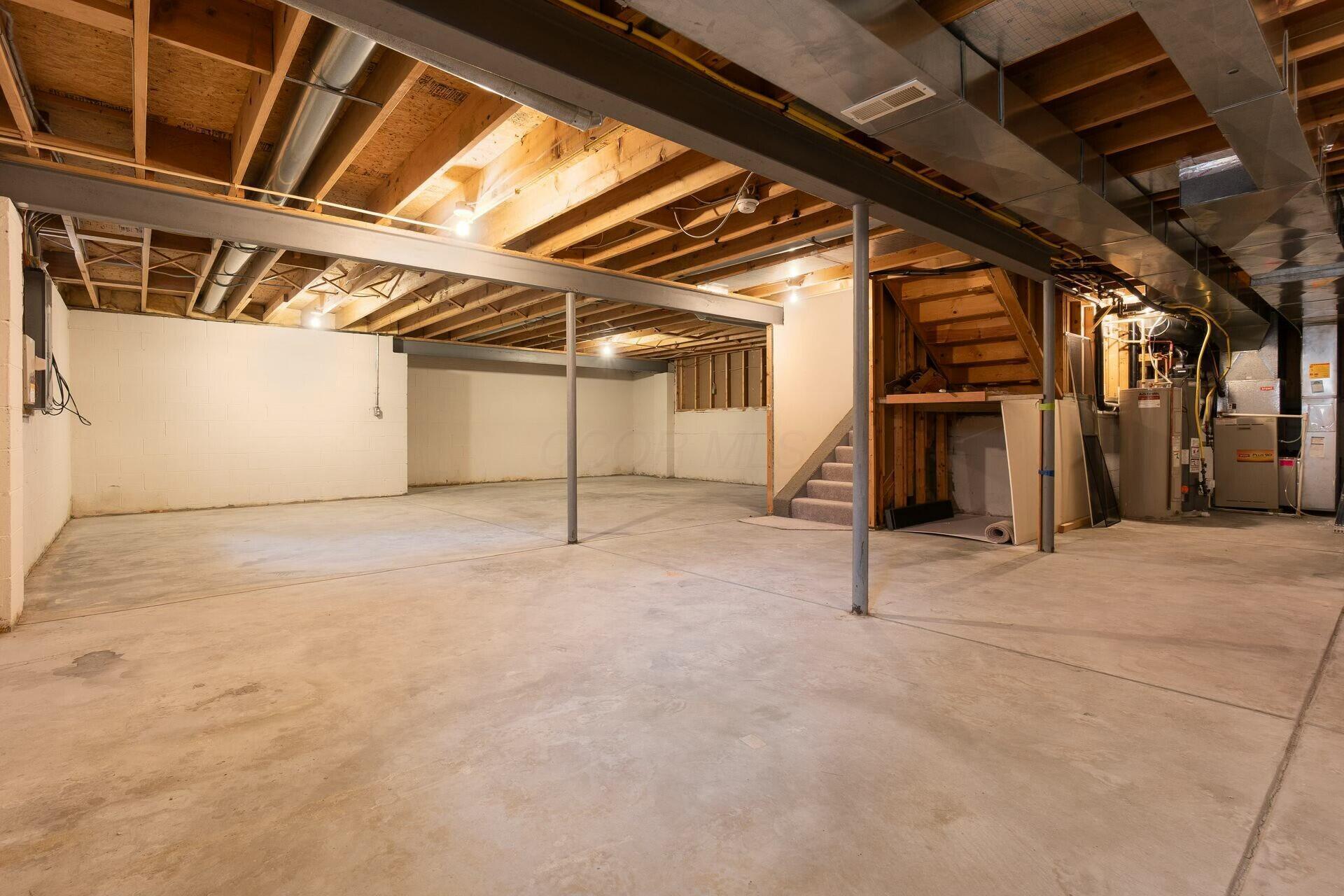 8030 Lazelle Woods Drive