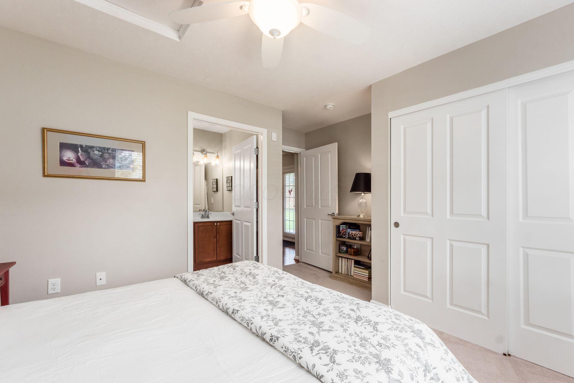 5375 Tawny Lane
