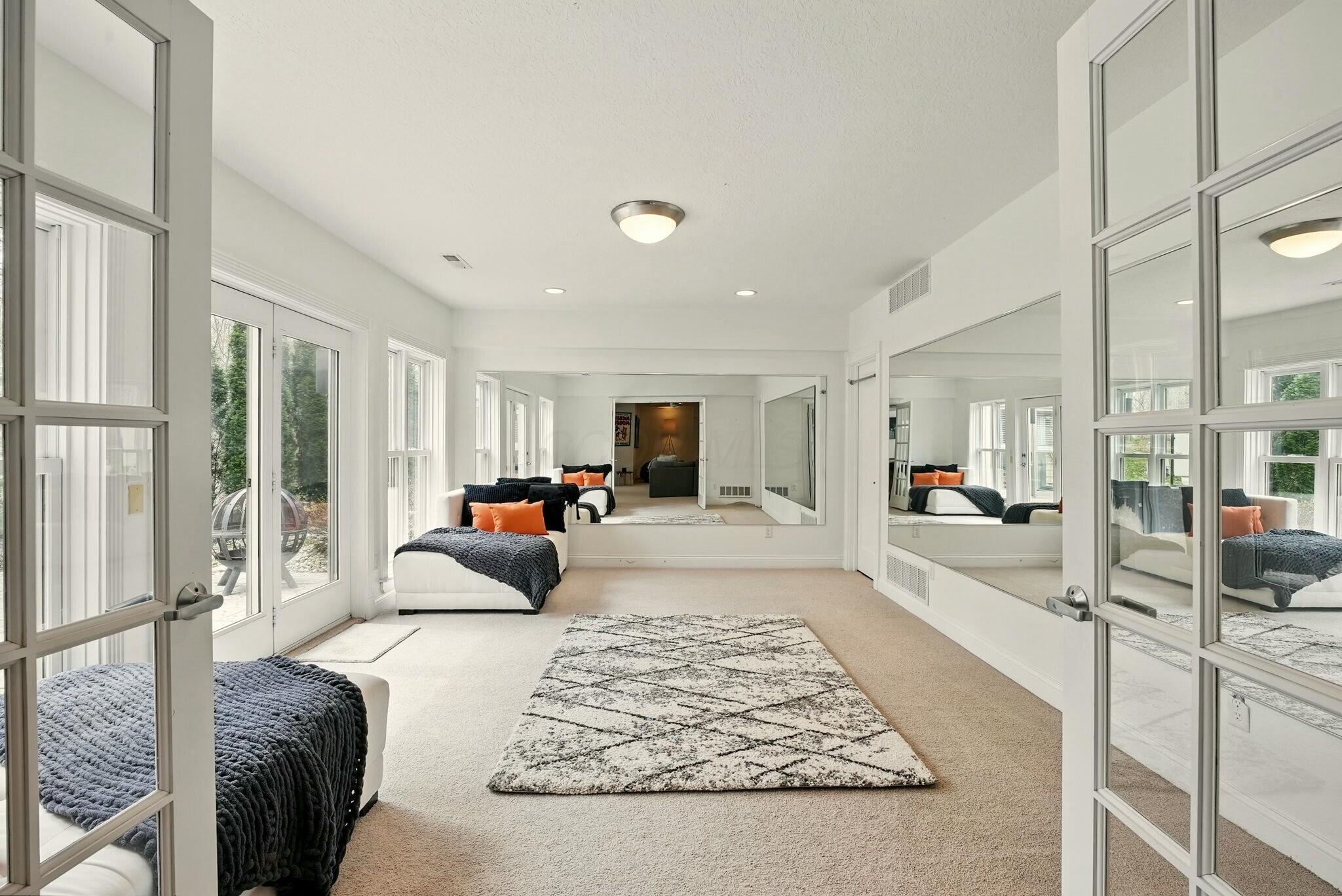 3063 Summerview Place