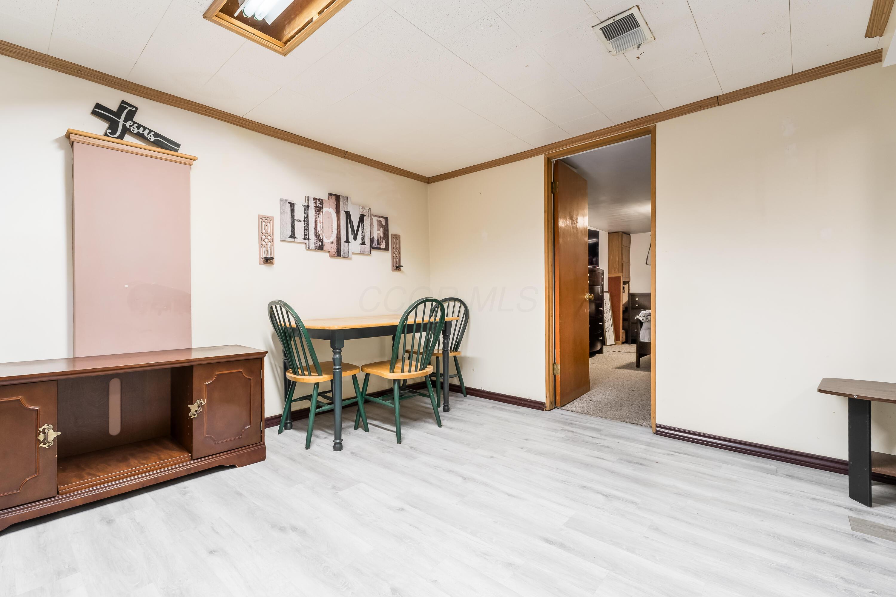 5407 Karl Road