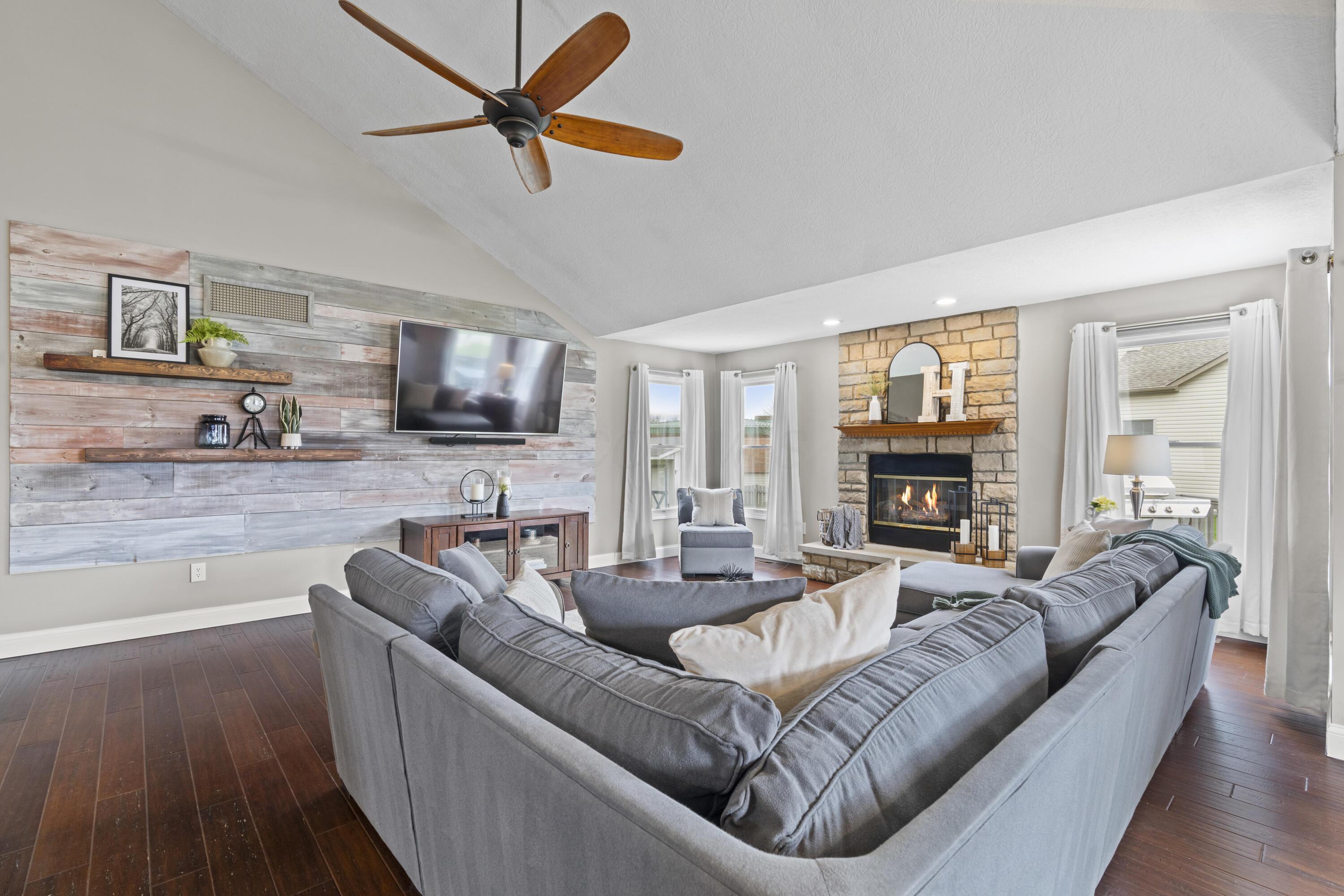 1916 Fawn Meadow Drive
