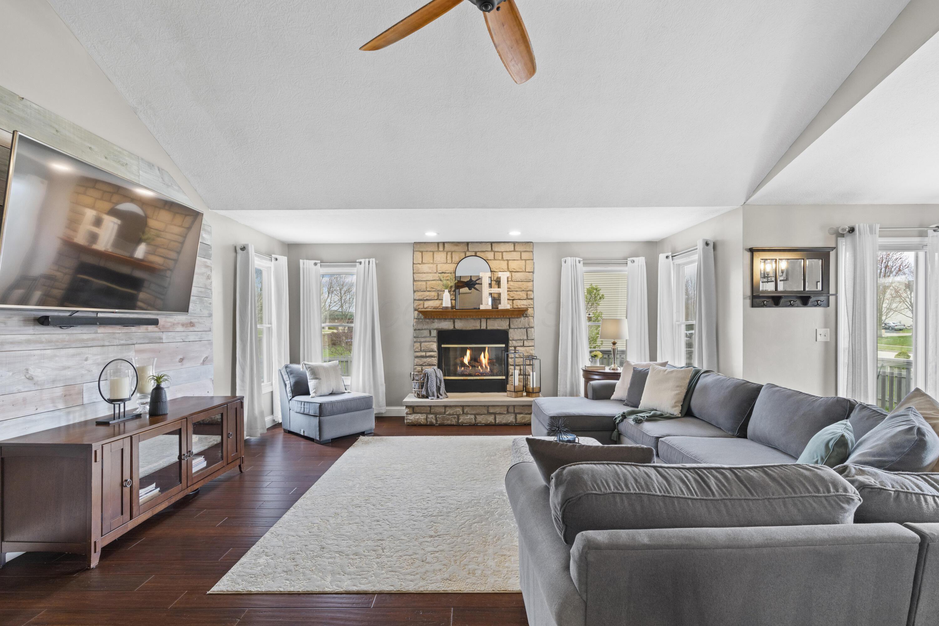 1916 Fawn Meadow Drive