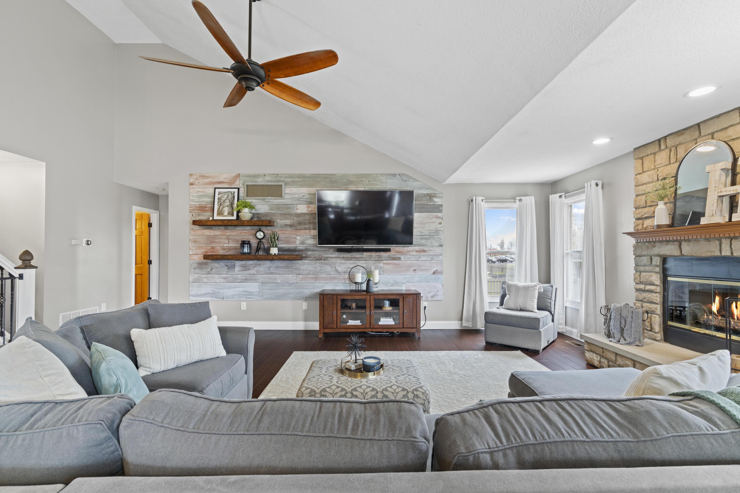 1916 Fawn Meadow Drive