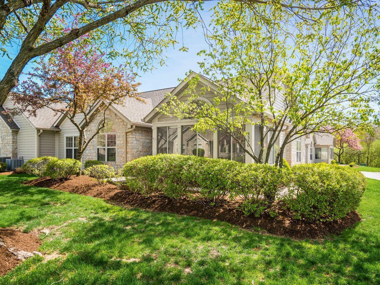 5350 Meadowood Lane