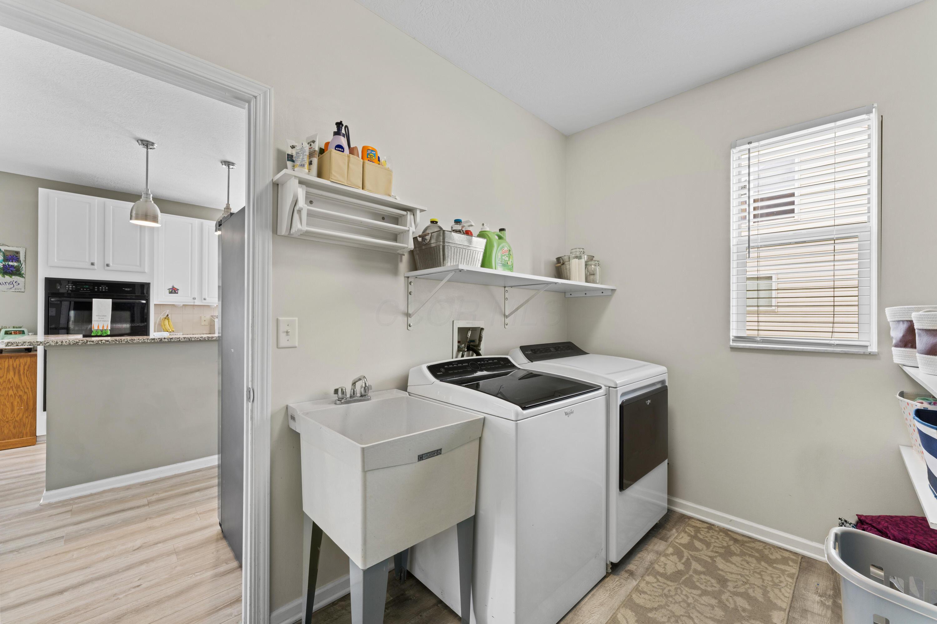 8853 Hickory View Street