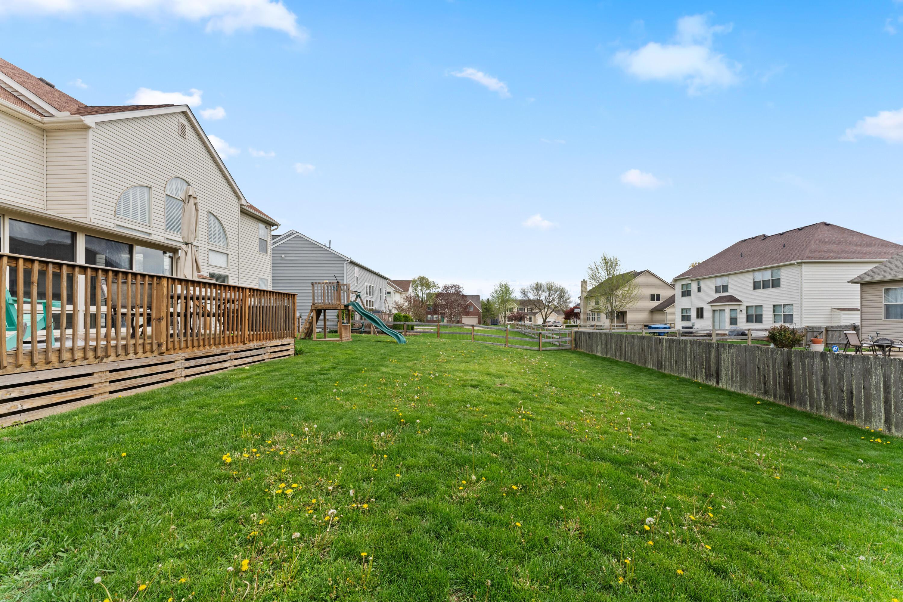 8853 Hickory View Street