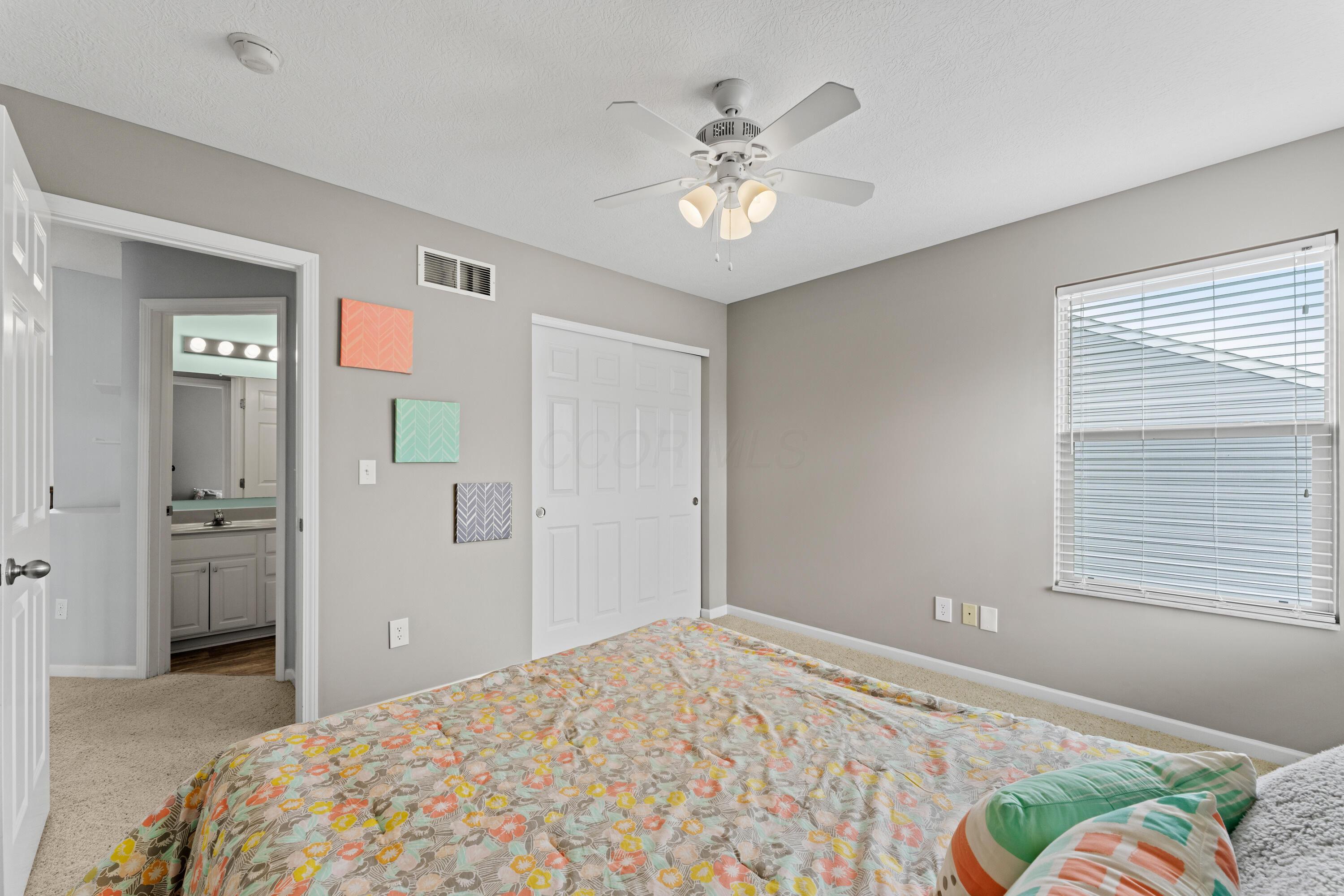 8853 Hickory View Street