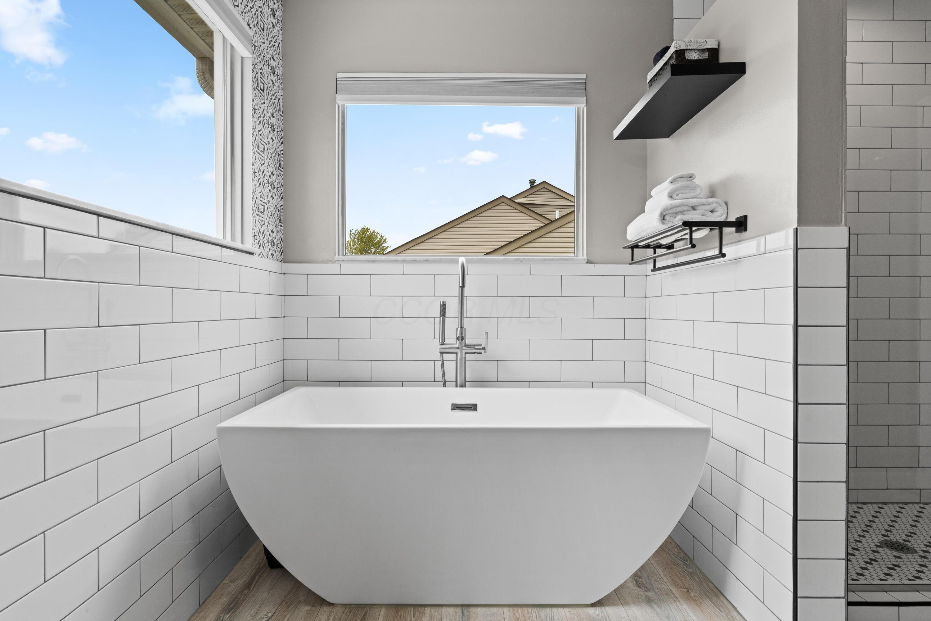 8853 Hickory View Street