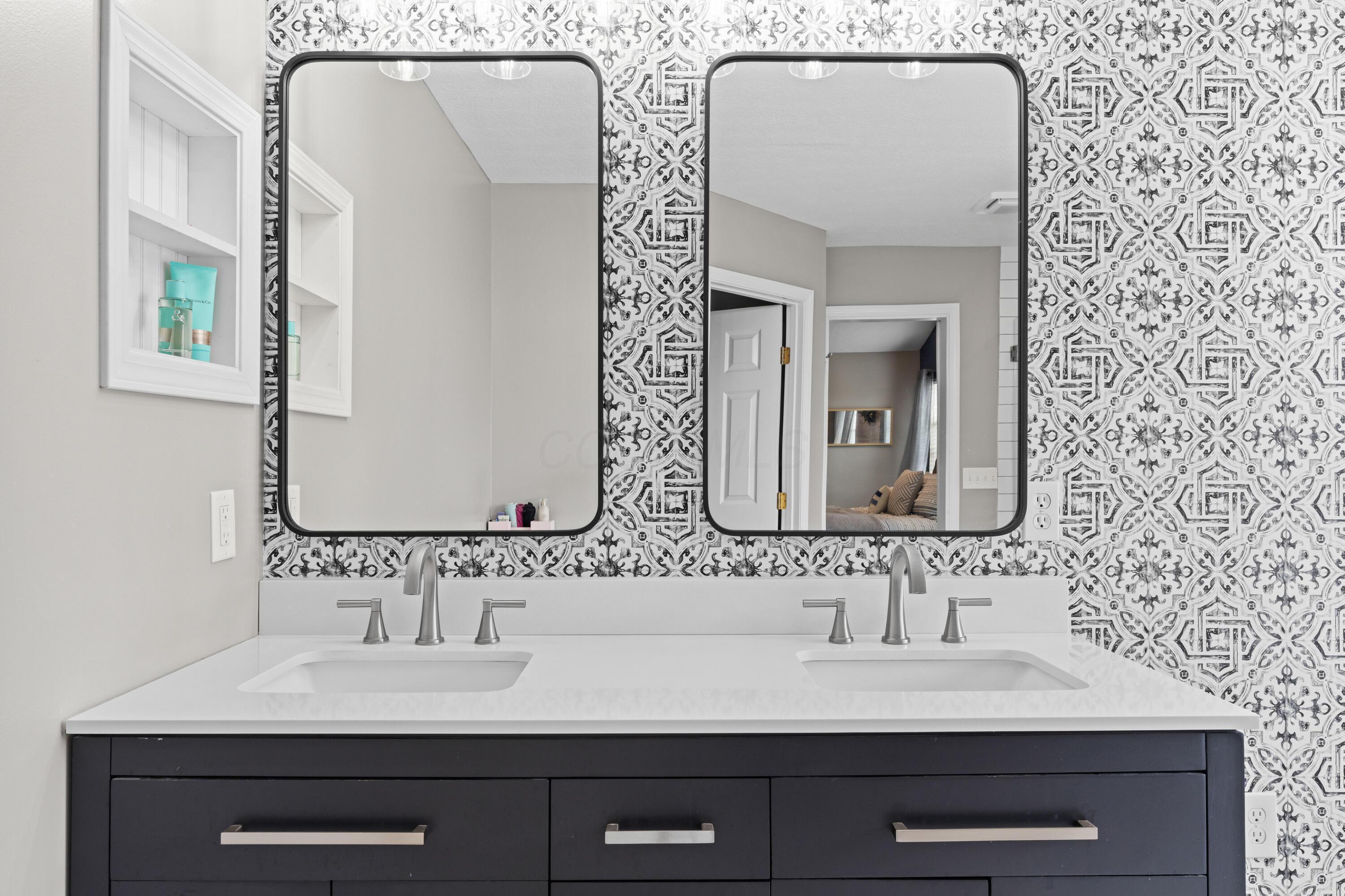 8853 Hickory View Street