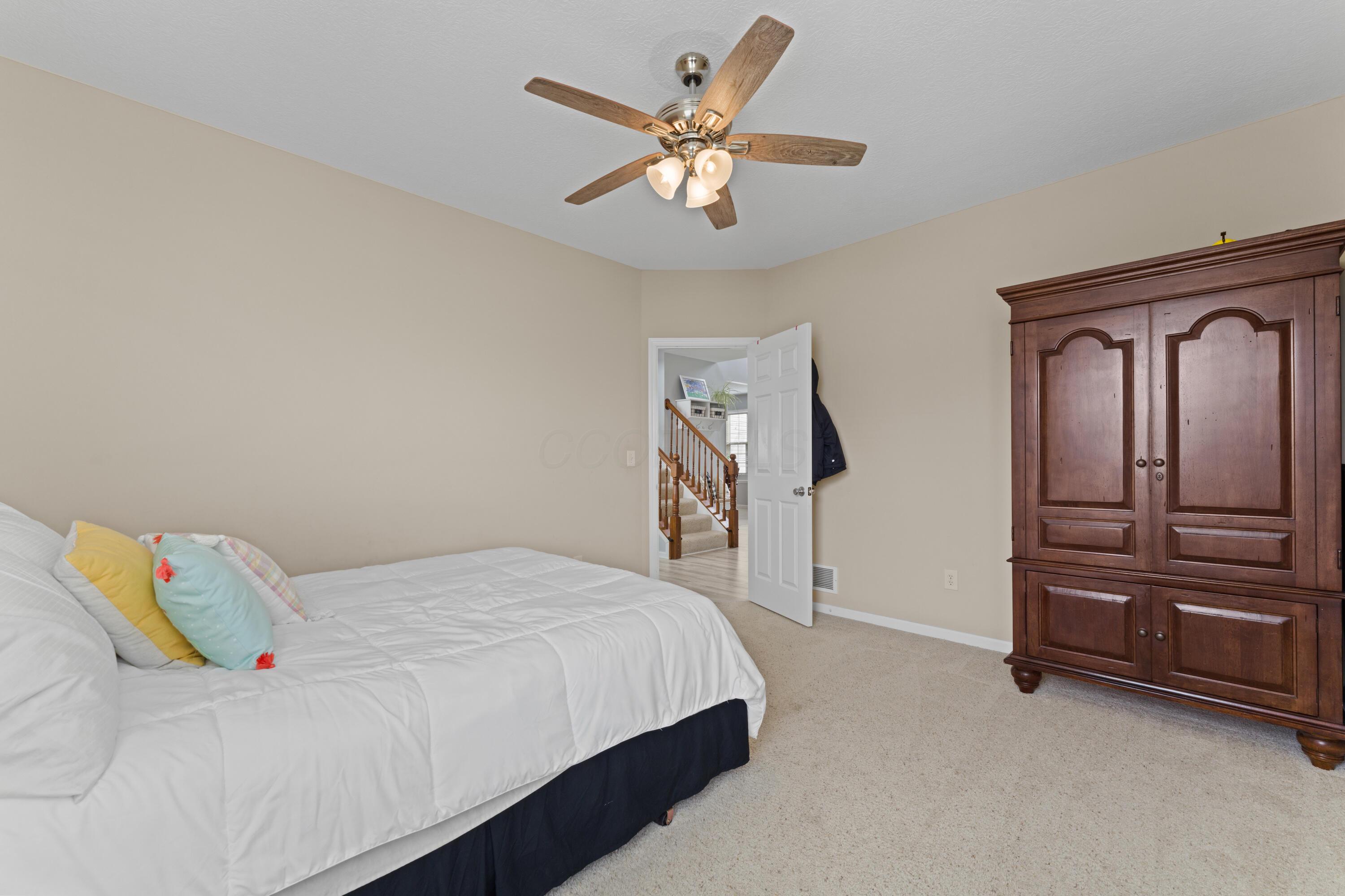 8853 Hickory View Street