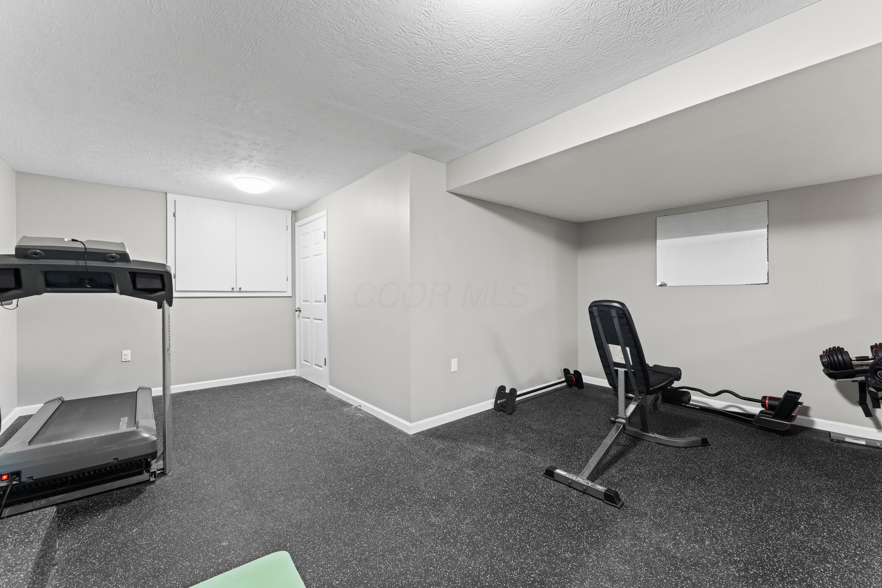 8853 Hickory View Street