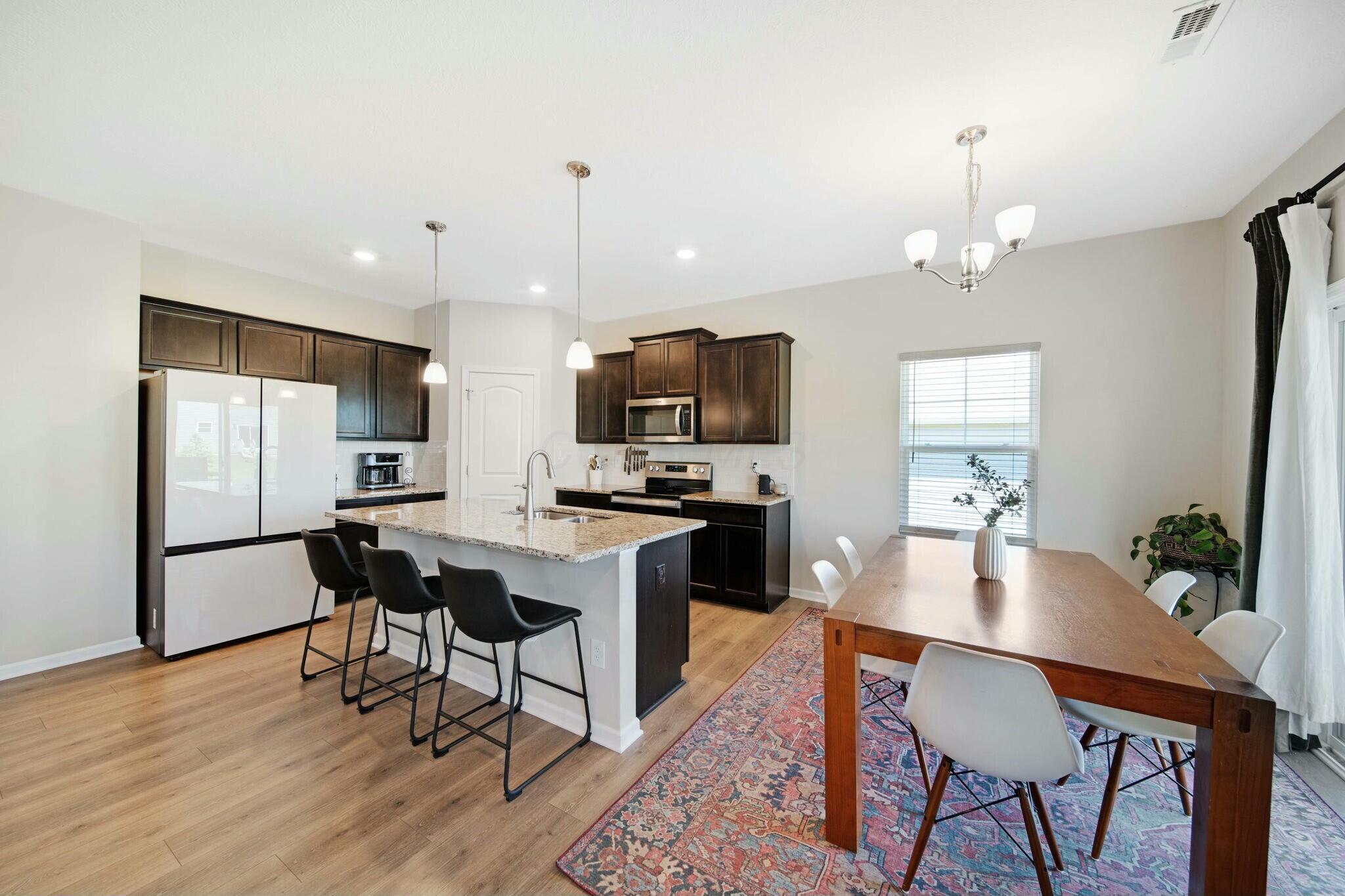 268 Mannaseh Drive W