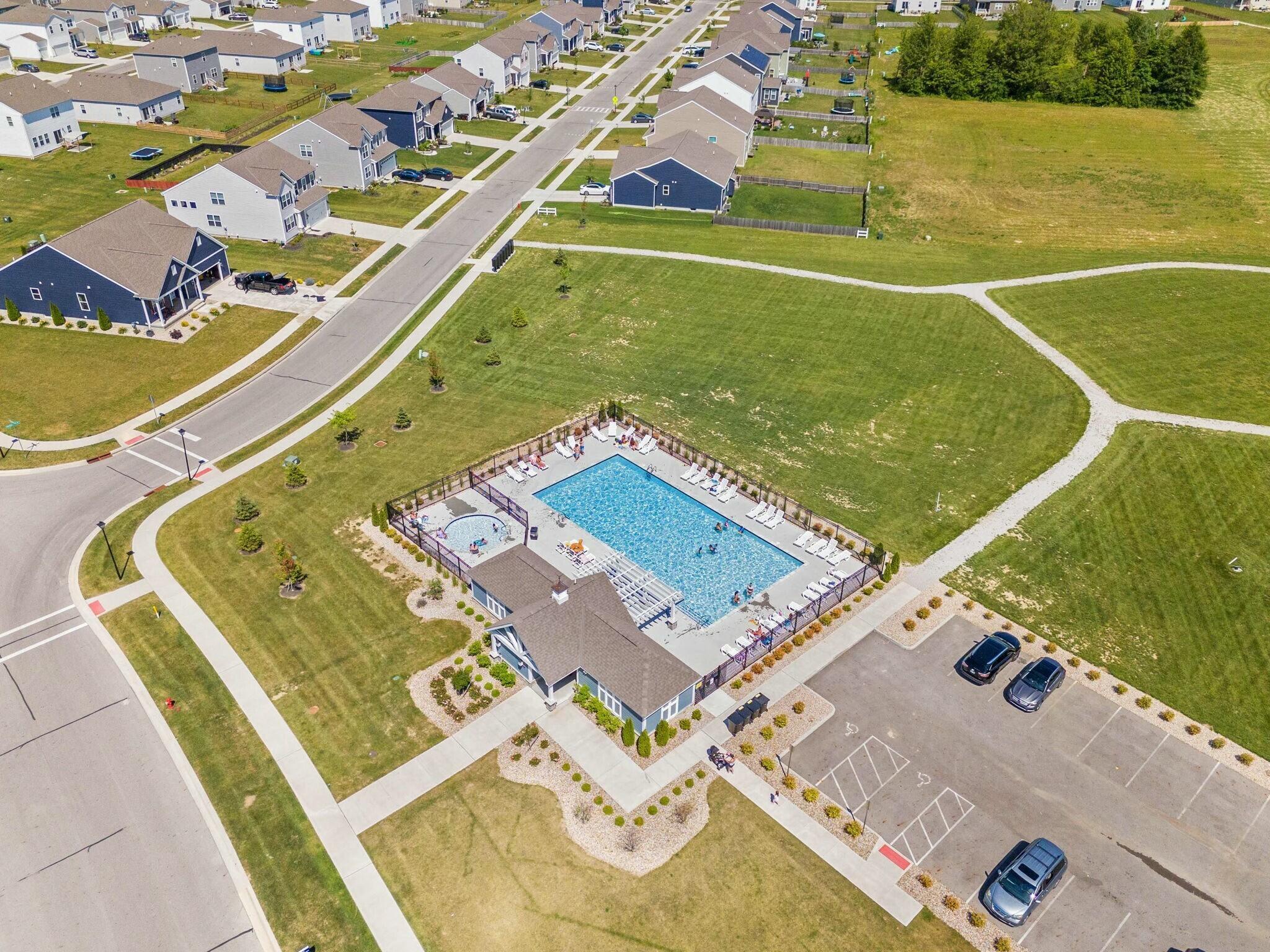 268 Mannaseh Drive W