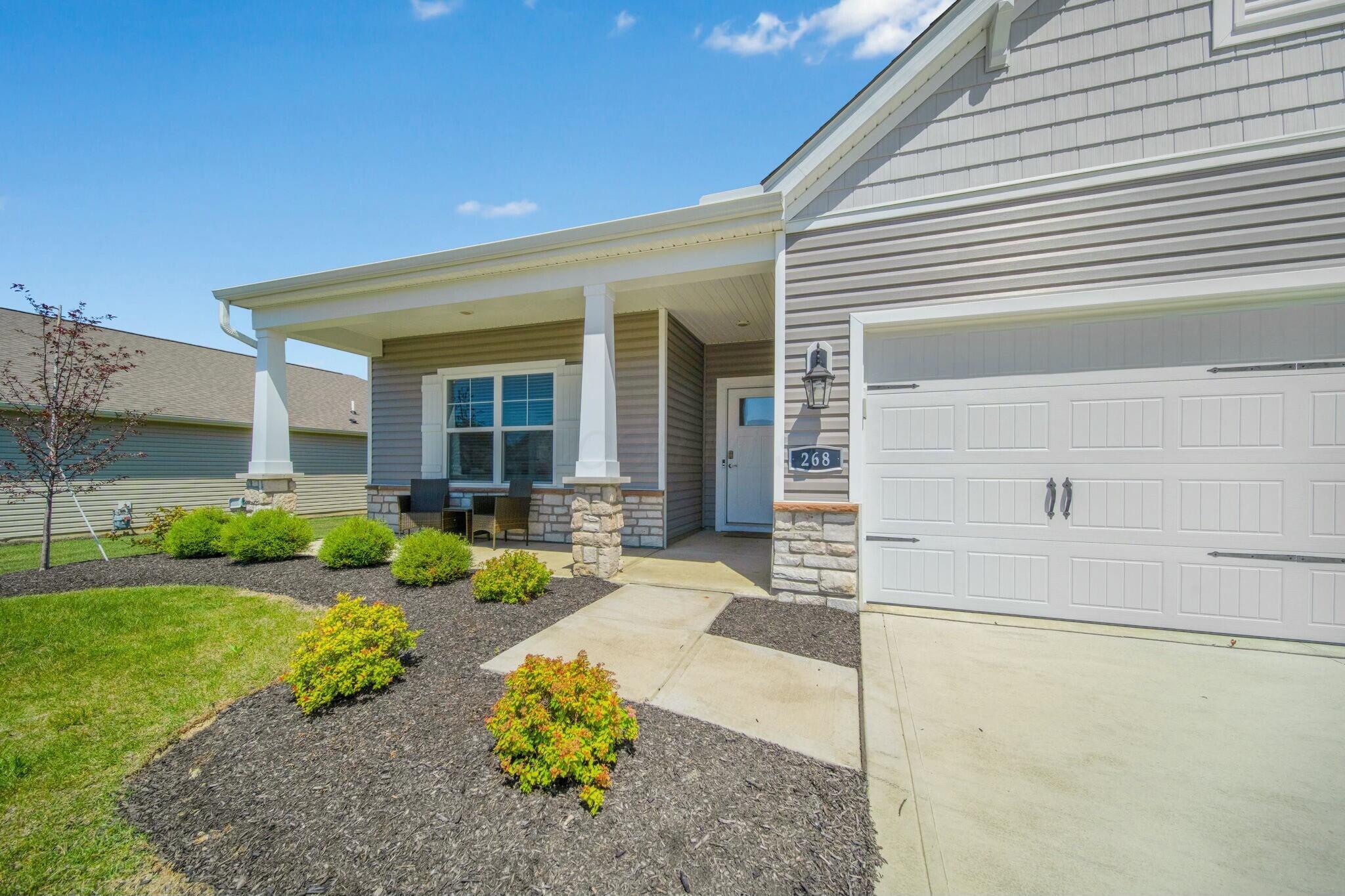 268 Mannaseh Drive W