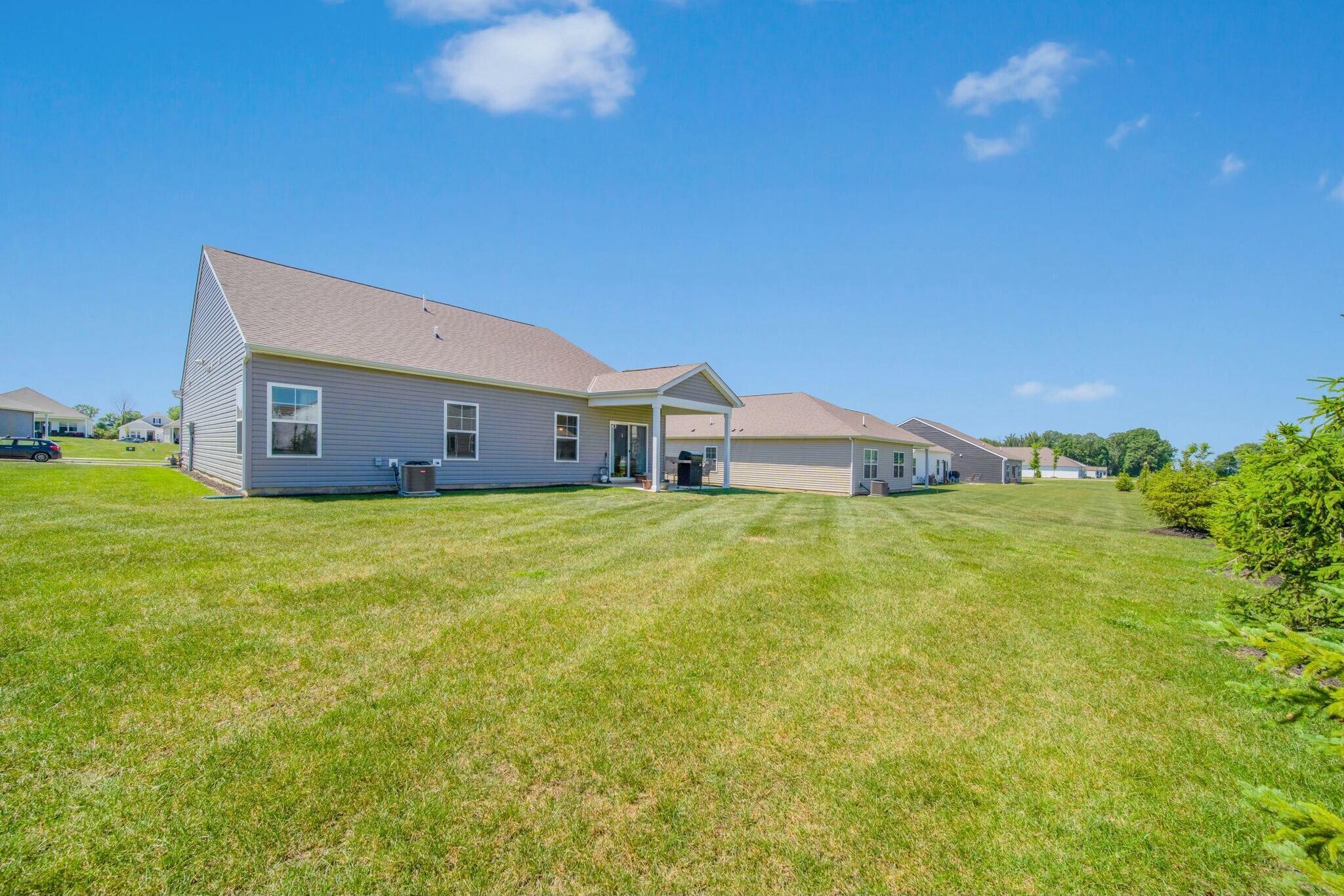268 Mannaseh Drive W