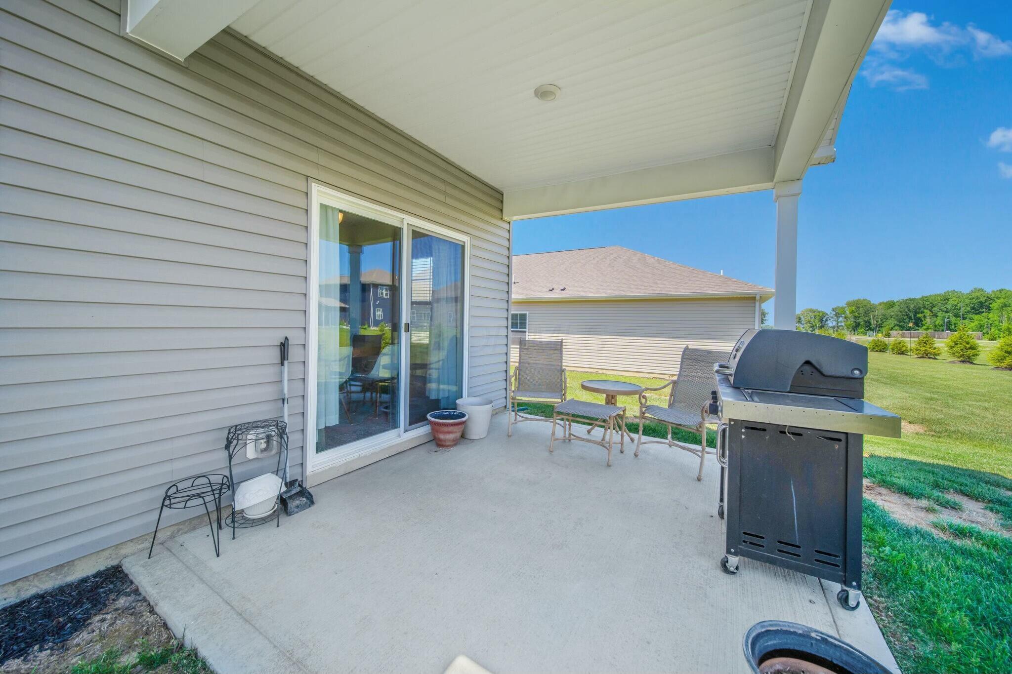 268 Mannaseh Drive W