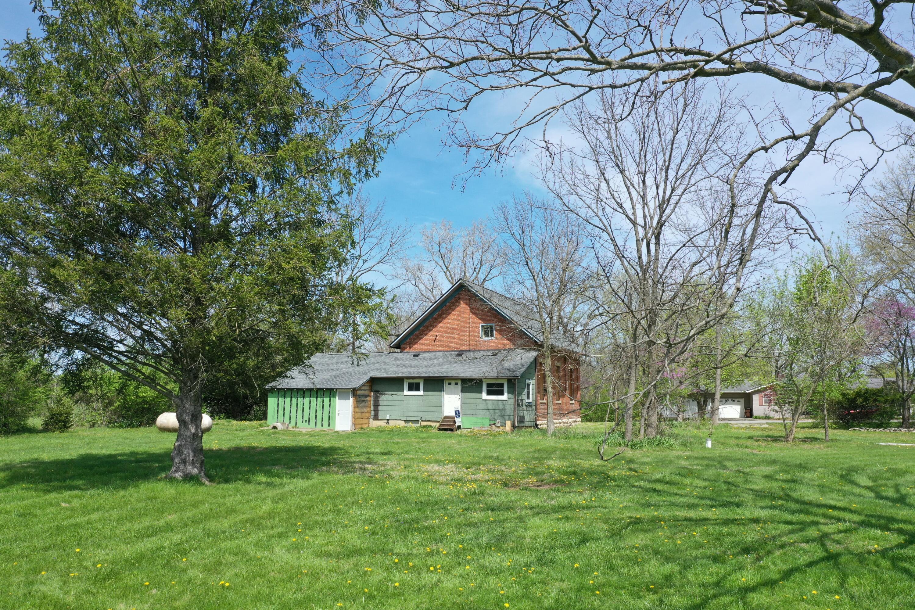 2263 Amity Road