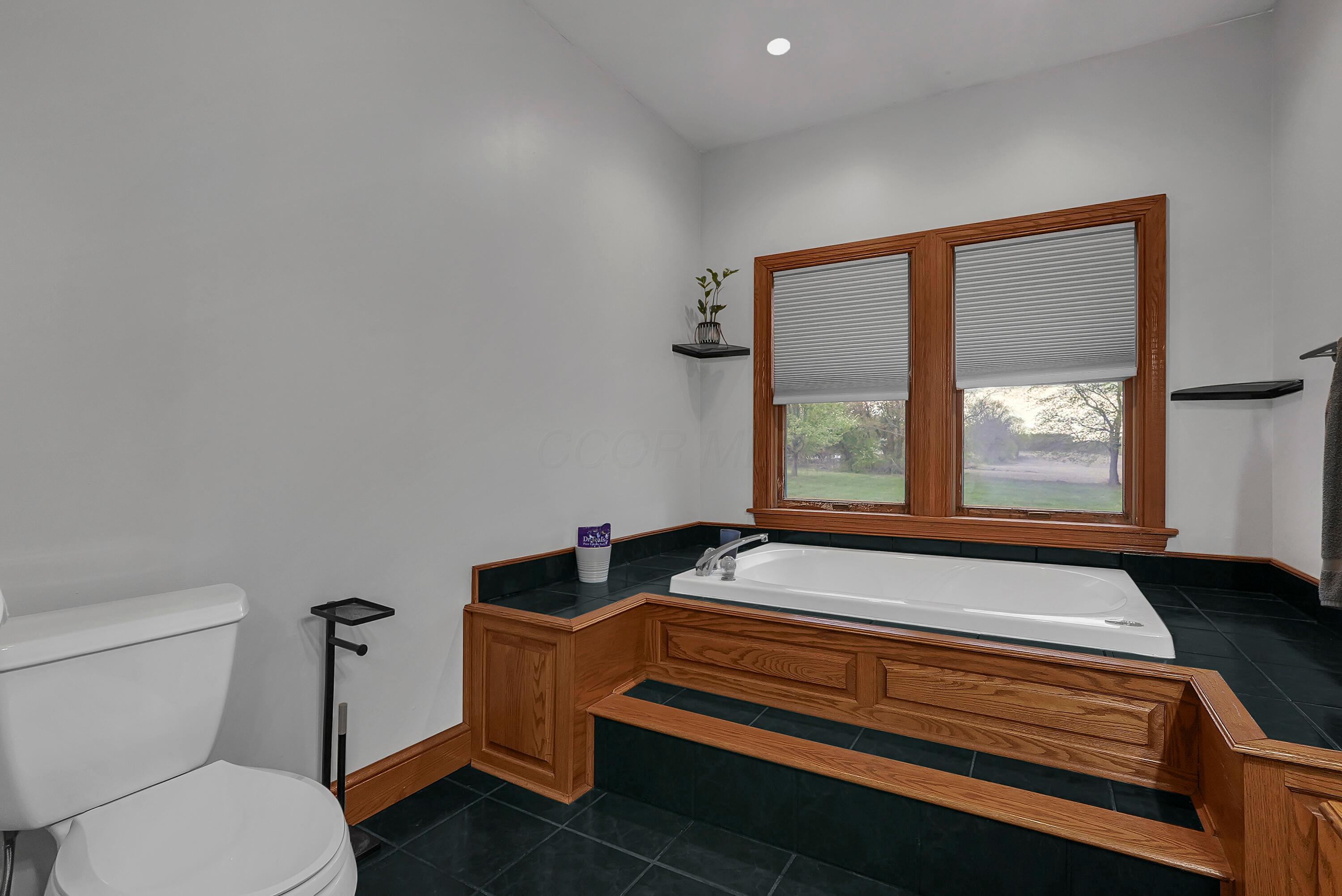 6222 Jacksontown Road