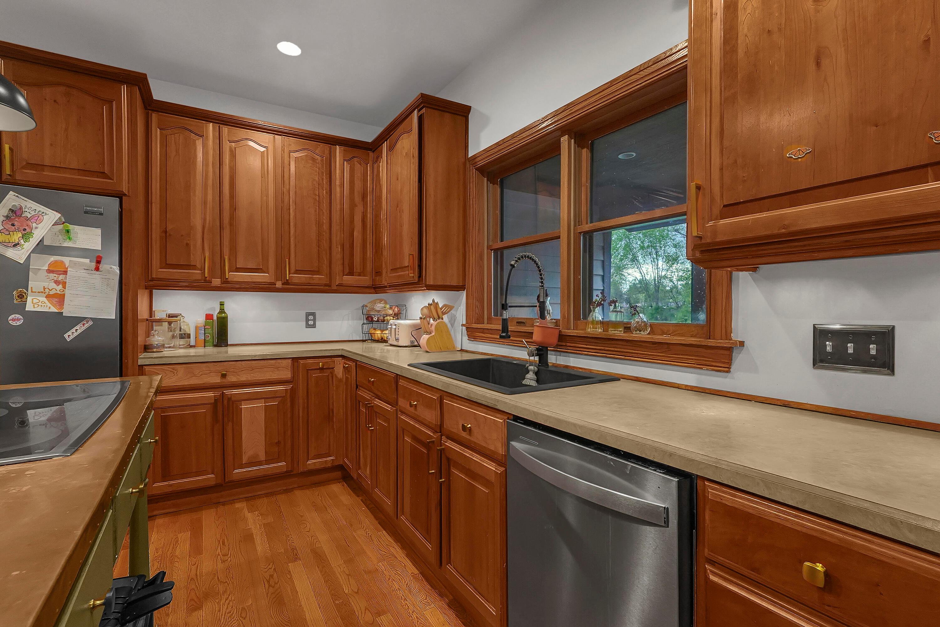 6222 Jacksontown Road