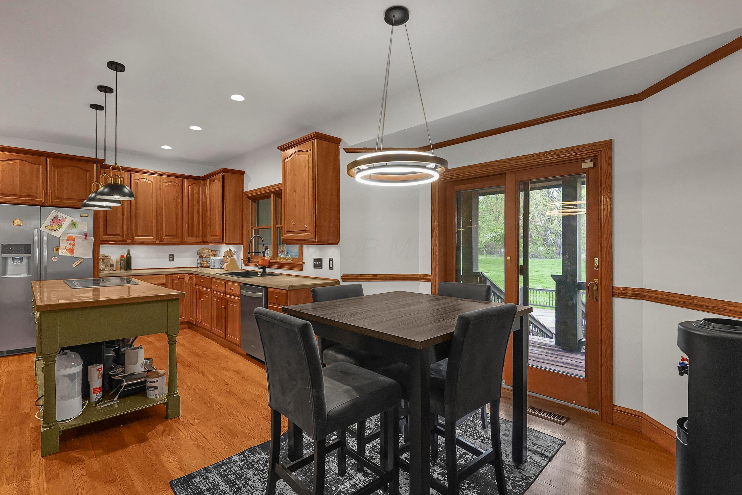 6222 Jacksontown Road