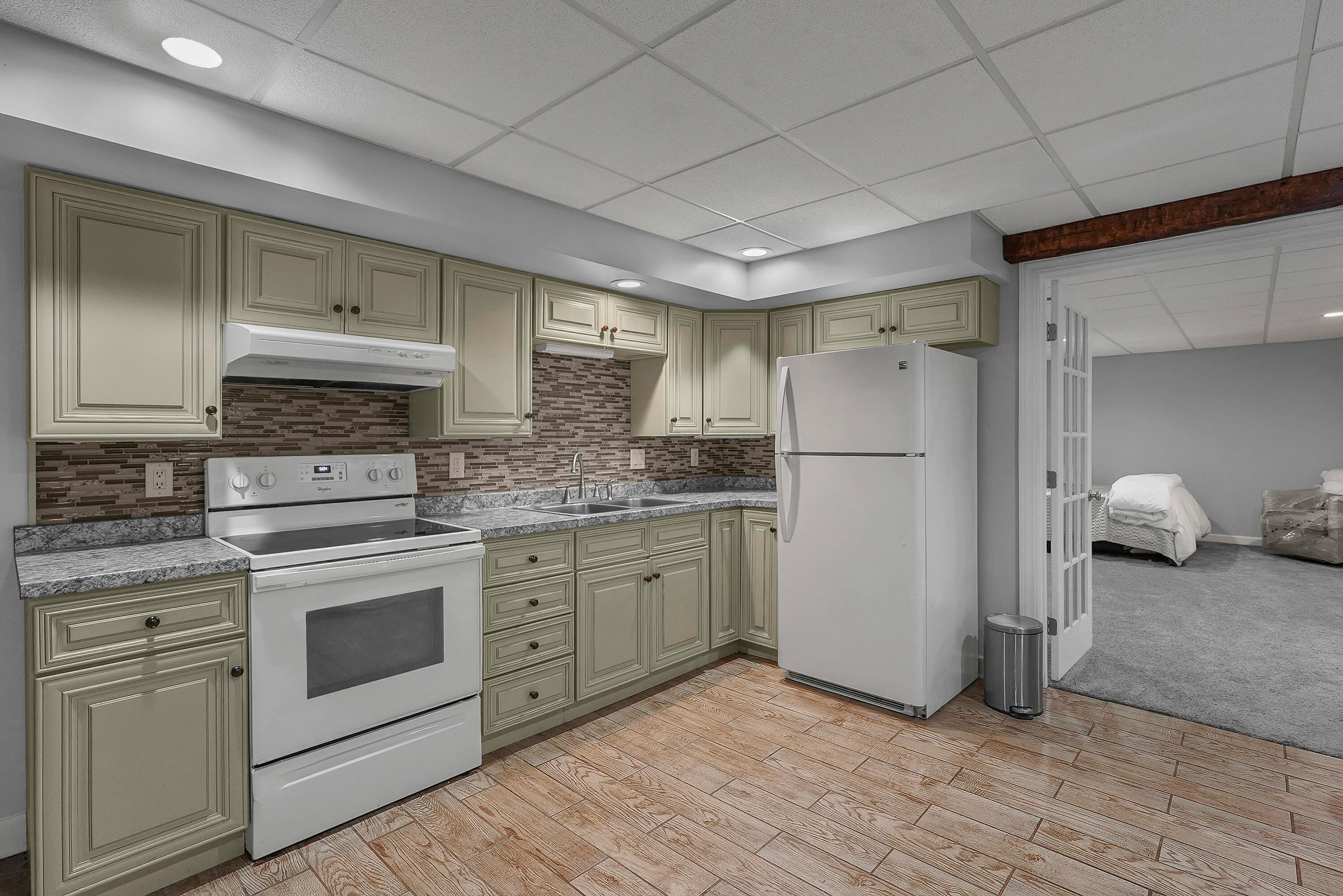 6222 Jacksontown Road