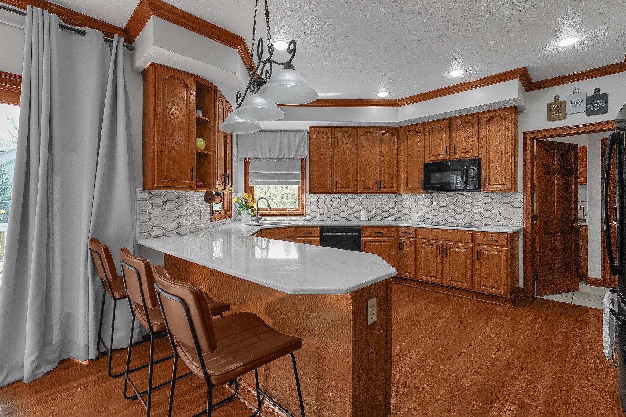 7206 Hawksbeard Drive