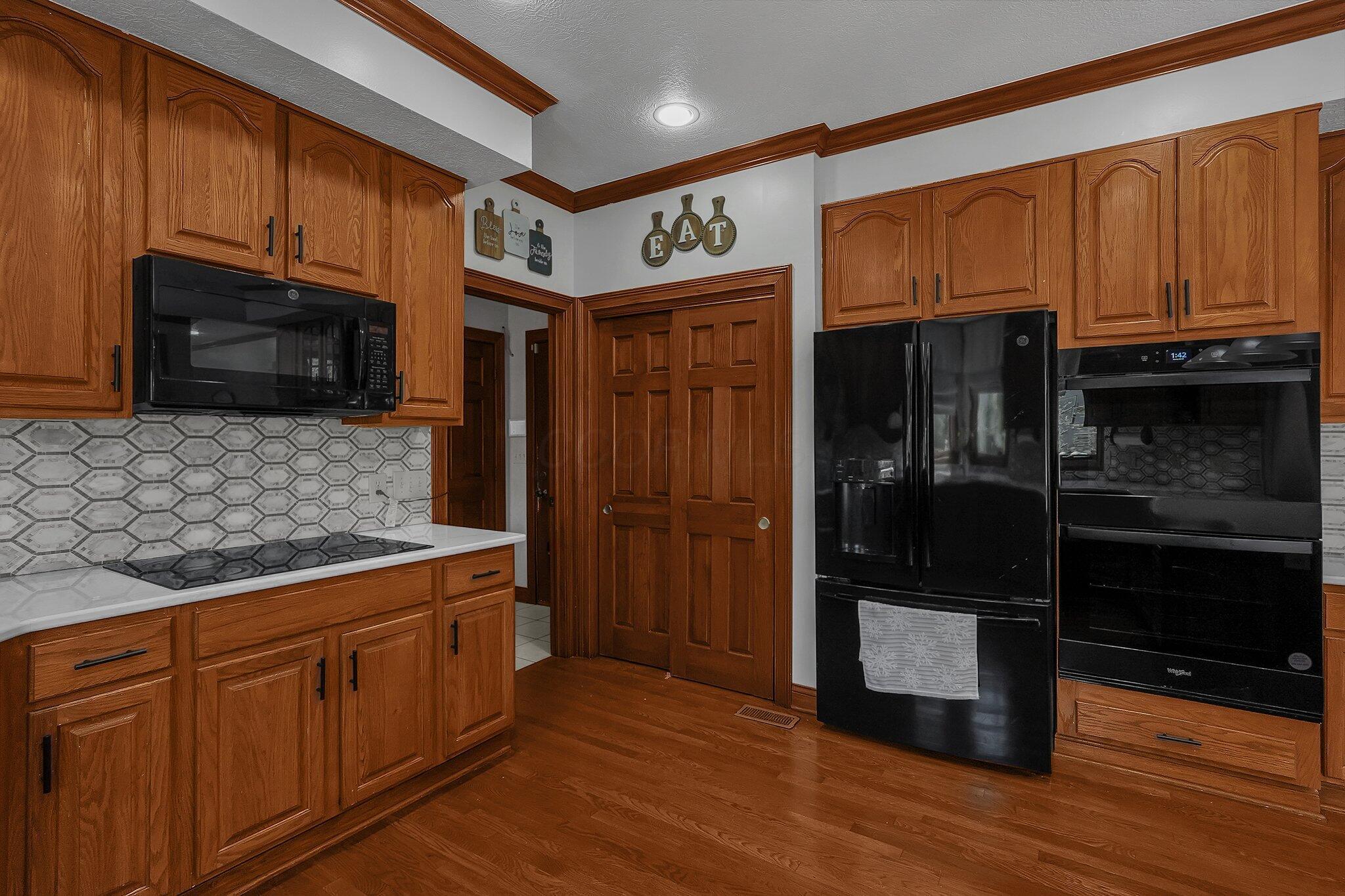 7206 Hawksbeard Drive