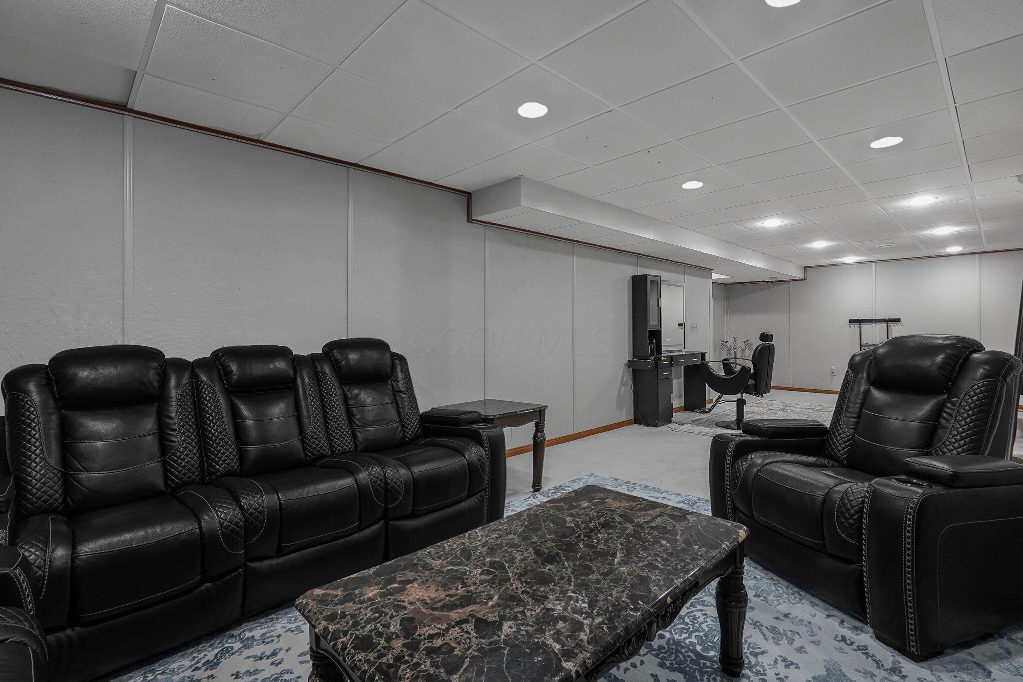 7206 Hawksbeard Drive