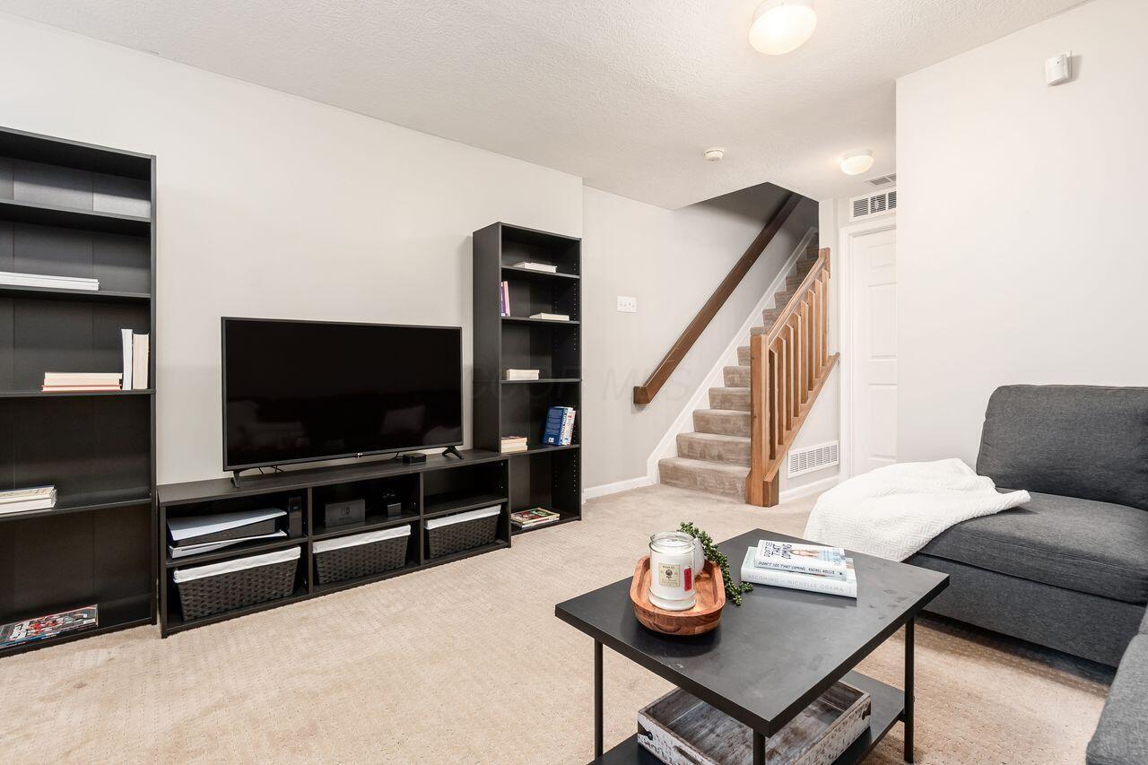 7061 Hill Gail Drive