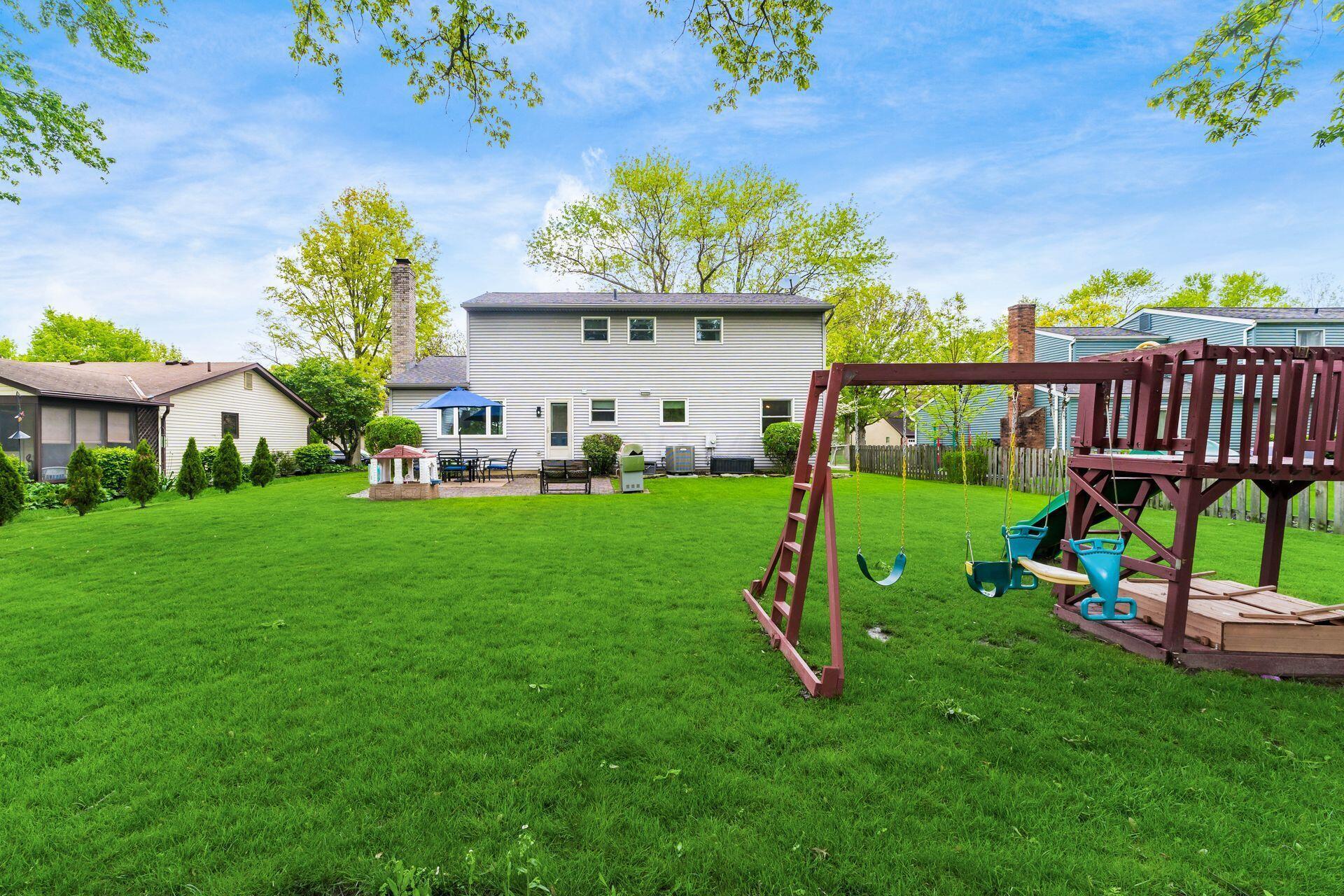 1055 Hepplewhite Street