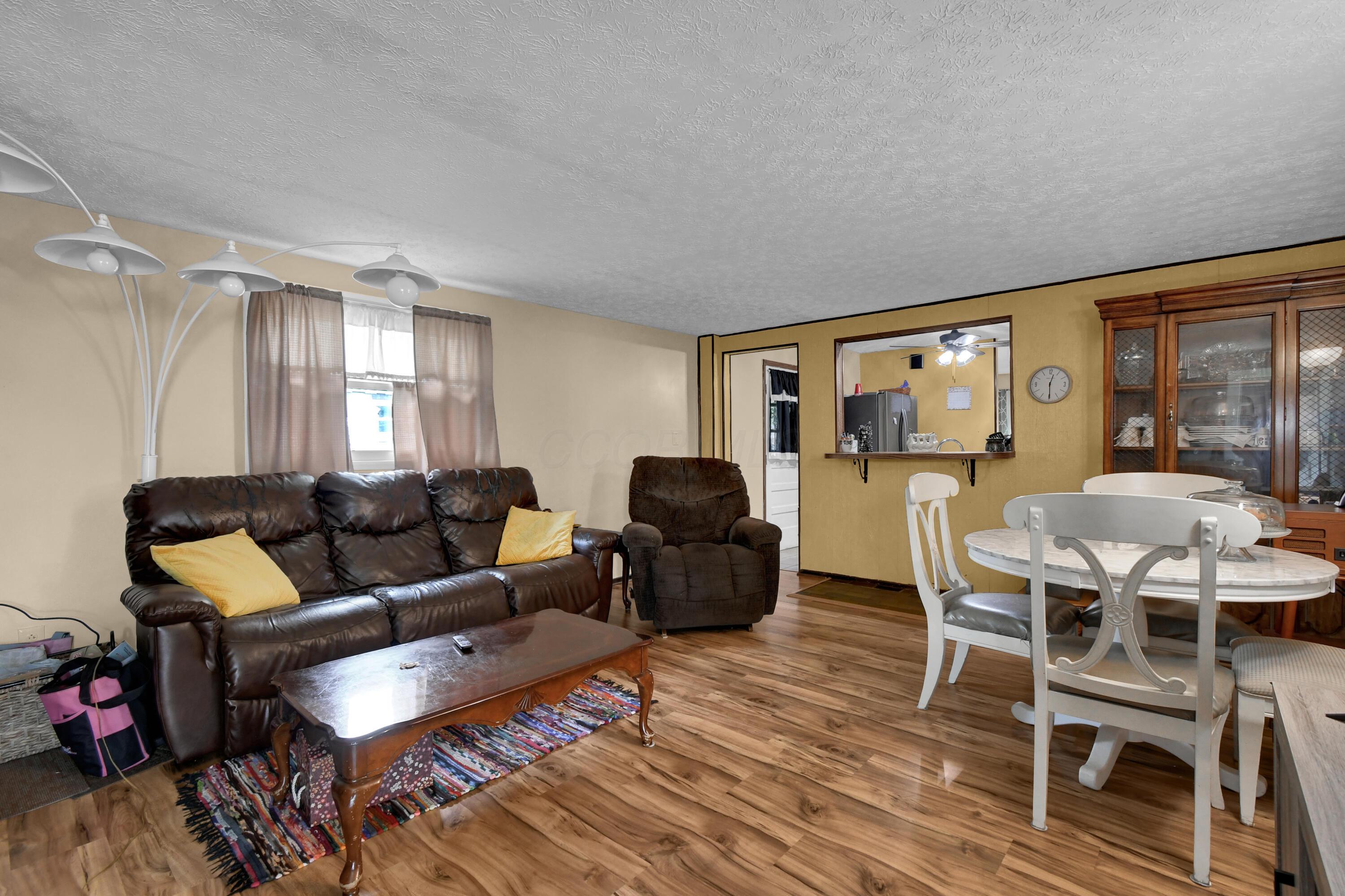 1242 S Yearling Road