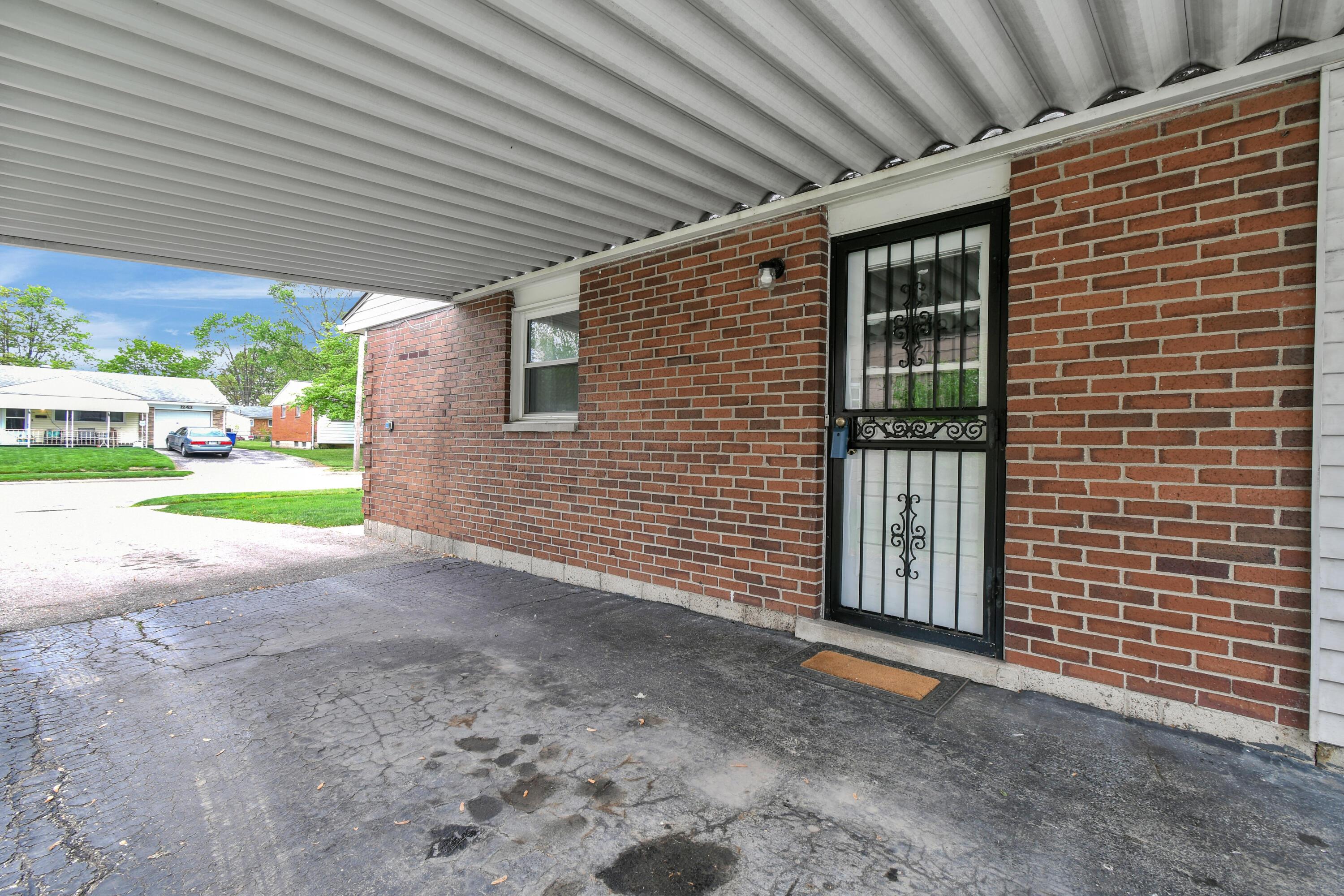 1242 S Yearling Road
