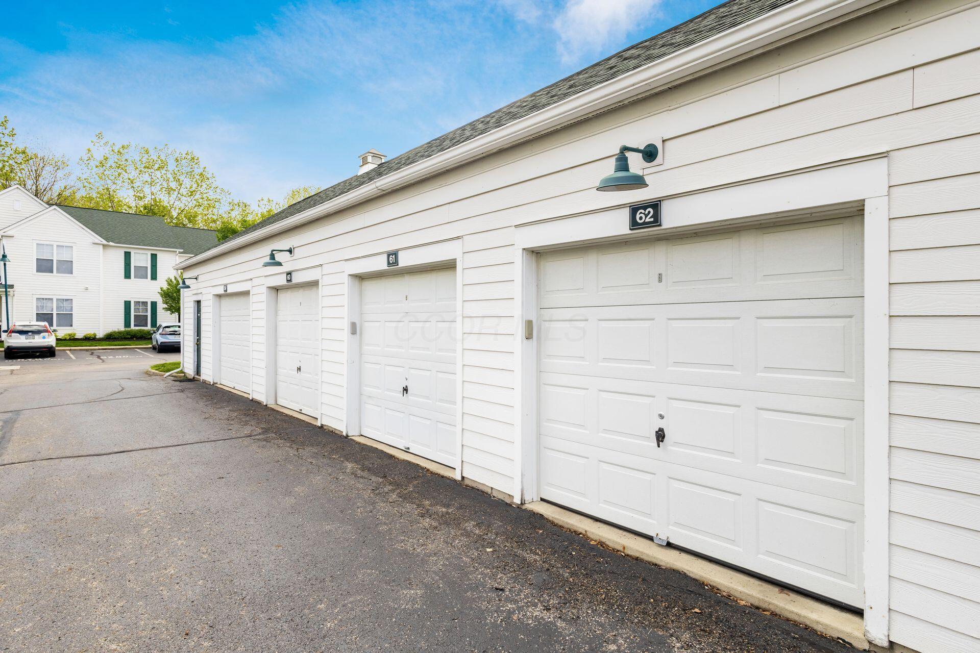 6712 Durwood Lane