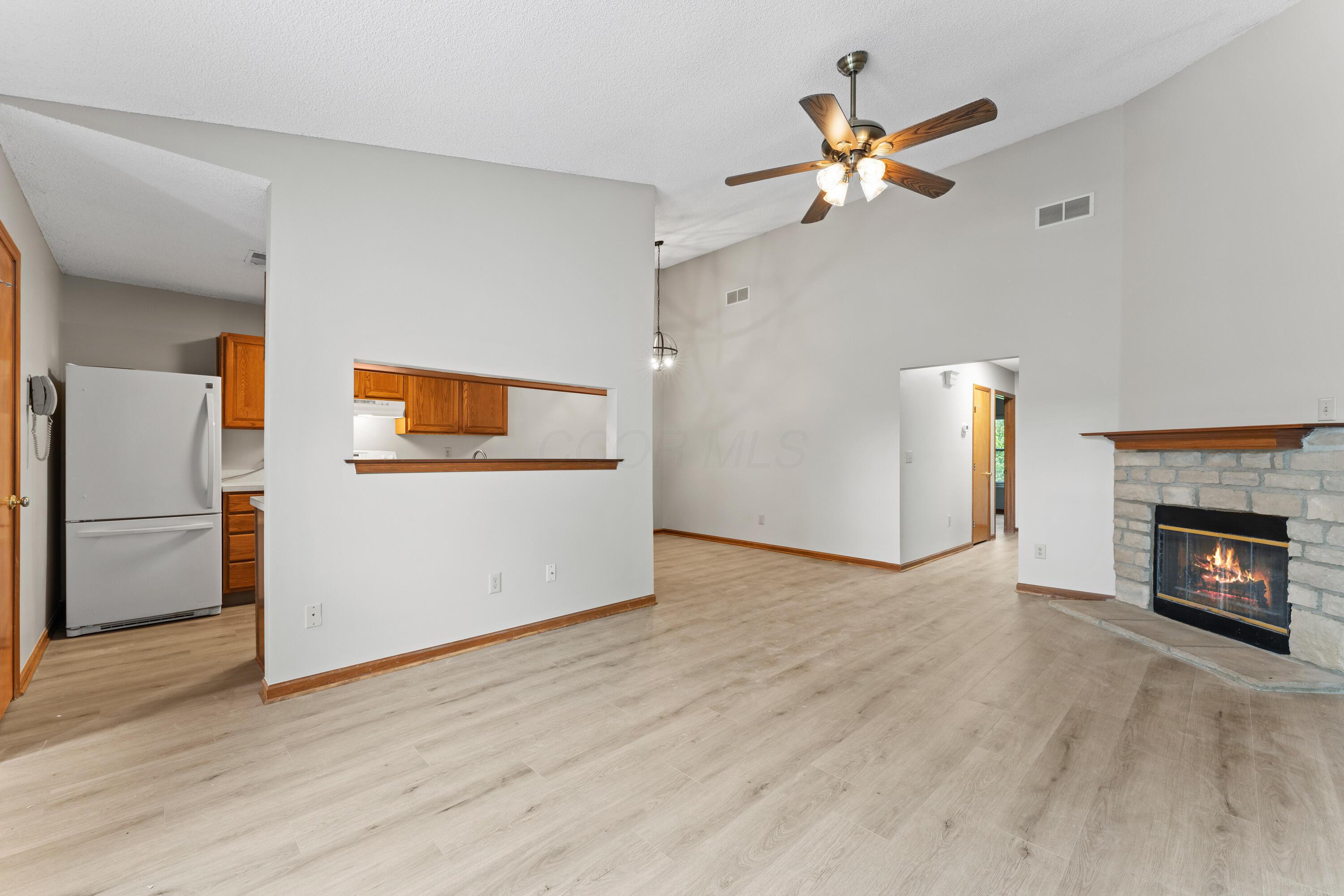 478 Three Oaks Court